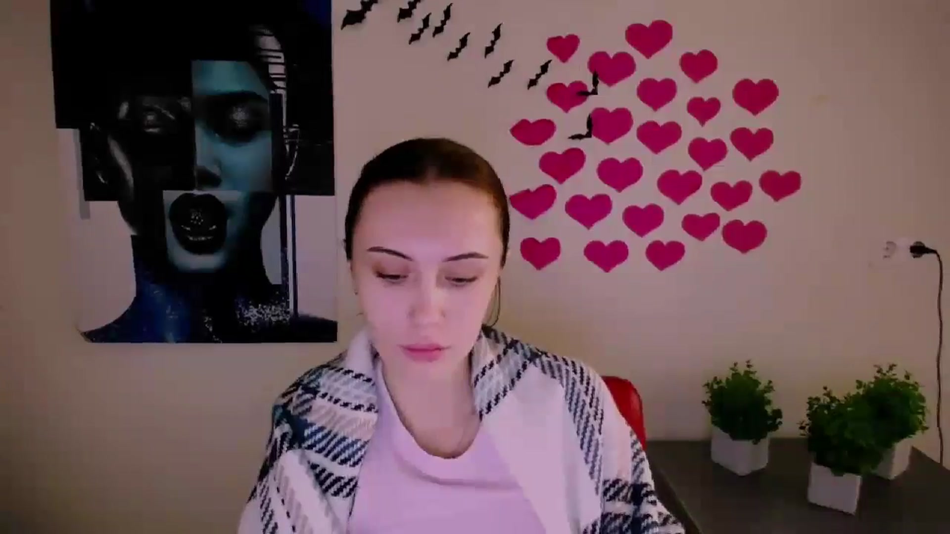 Gallery image thumbnail from Nikonara_'s myfreecams stream on, 12/26/2024, 13:14 image 16 of 20