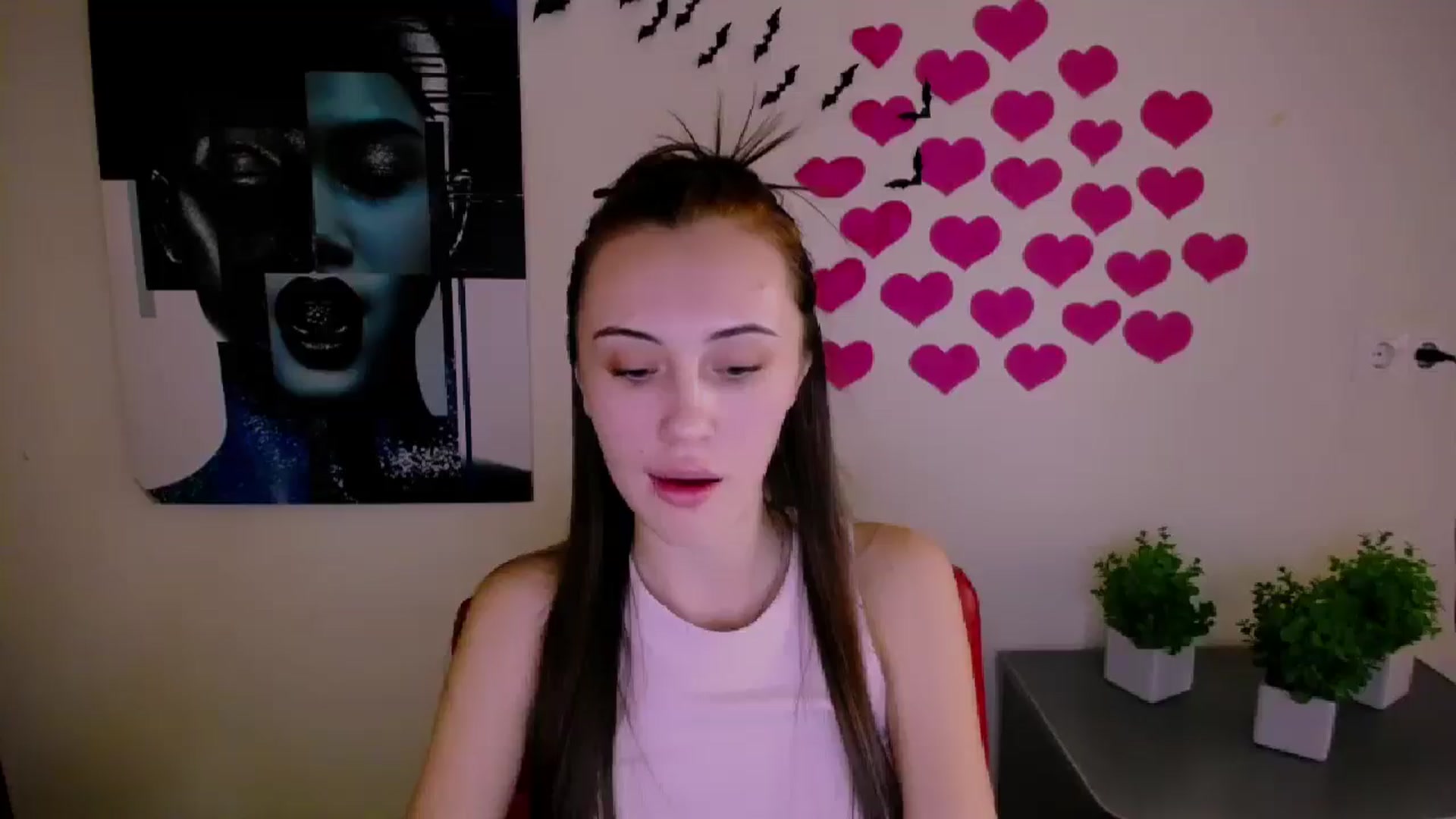 Gallery image thumbnail from Nikonara_'s myfreecams stream on, 12/26/2024, 16:04 image 14 of 20