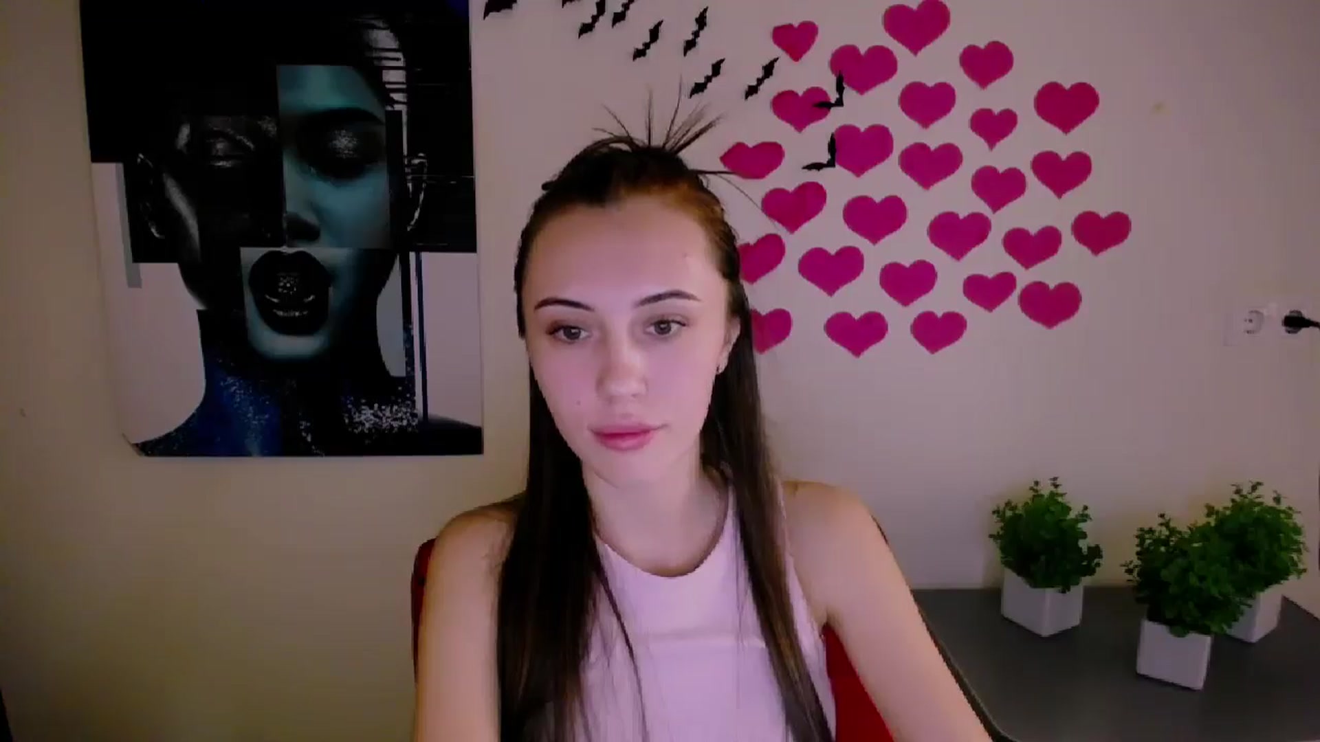 Gallery image thumbnail from Nikonara_'s myfreecams stream on, 12/26/2024, 16:04 image 15 of 20