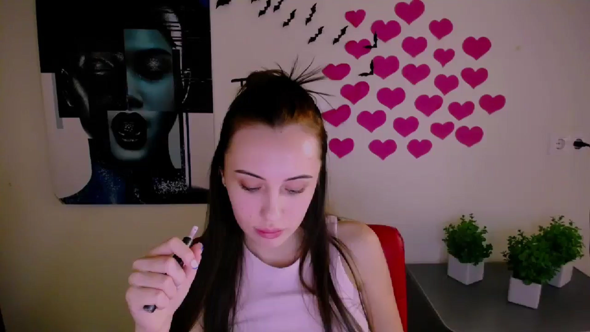 Gallery image thumbnail from Nikonara_'s myfreecams stream on, 12/26/2024, 16:04 image 17 of 20