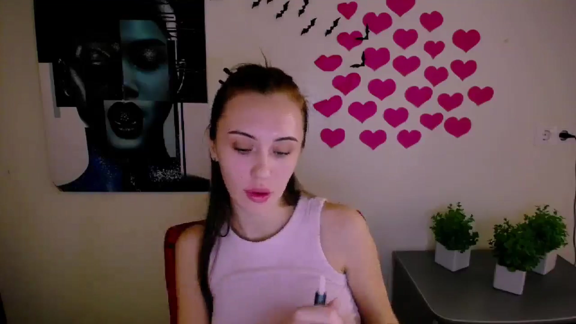 Gallery image thumbnail from Nikonara_'s myfreecams stream on, 12/26/2024, 17:51 image 16 of 20