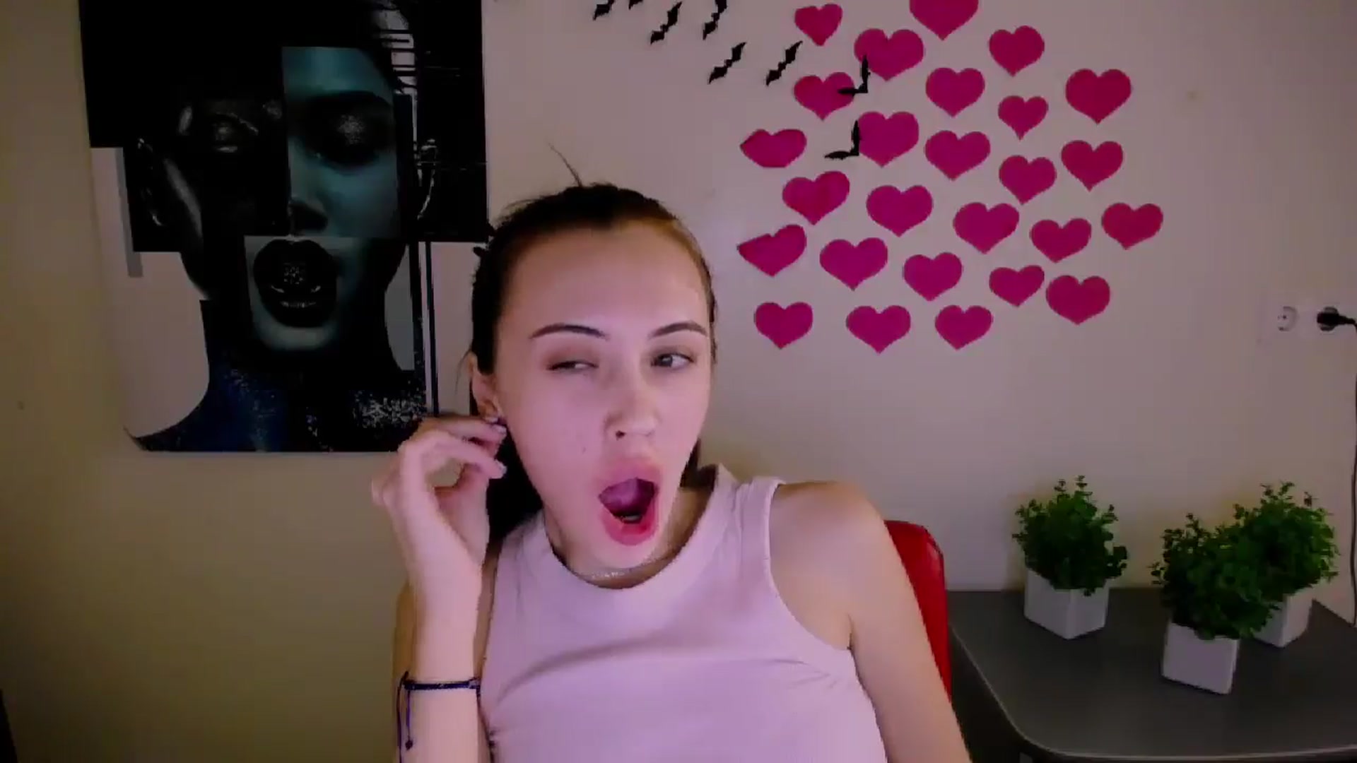 Gallery image thumbnail from Nikonara_'s myfreecams stream on, 12/26/2024, 17:51 image 13 of 20