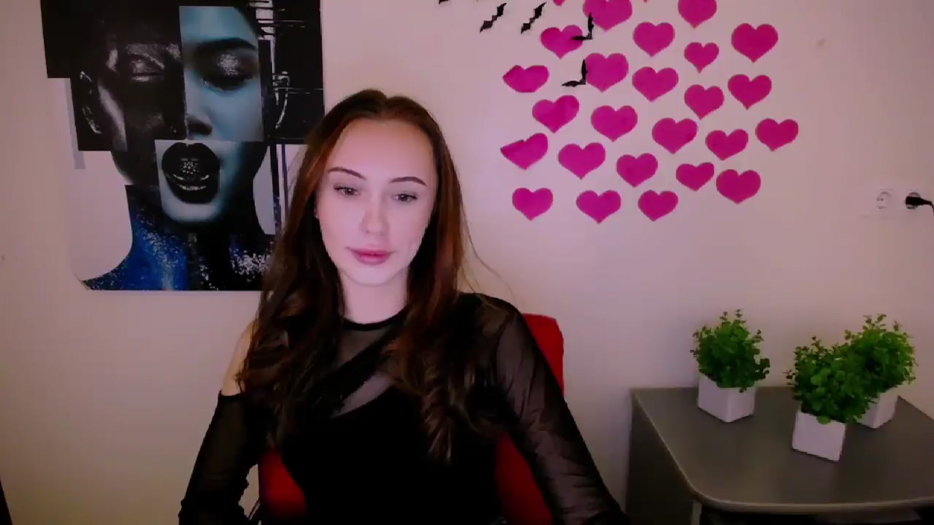 Gallery image thumbnail from Nikonara_'s myfreecams stream on, 12/27/2024, 18:40 image 3 of 20