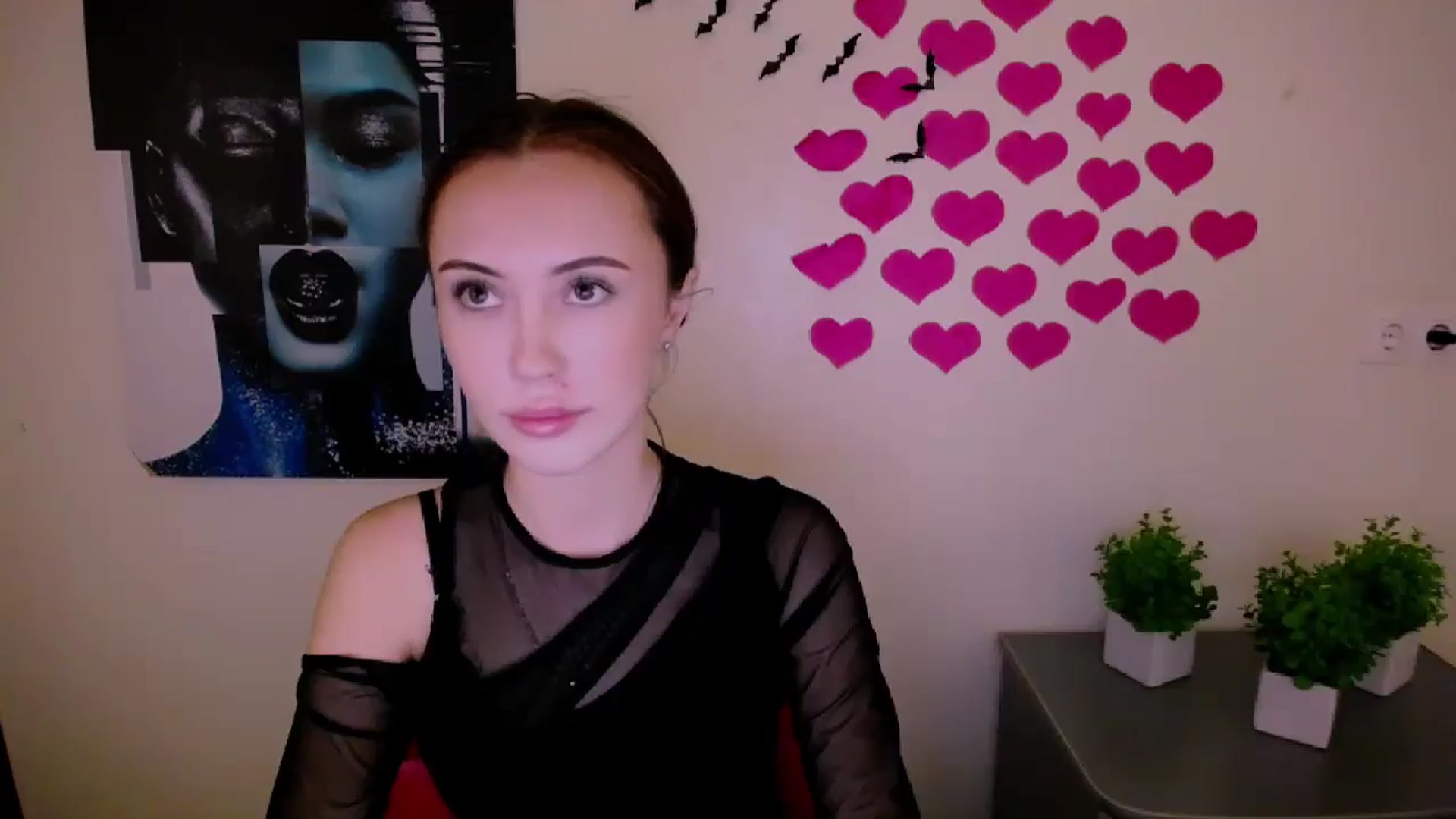 Gallery image thumbnail from Nikonara_'s myfreecams stream on, 12/27/2024, 18:40 image 20 of 20