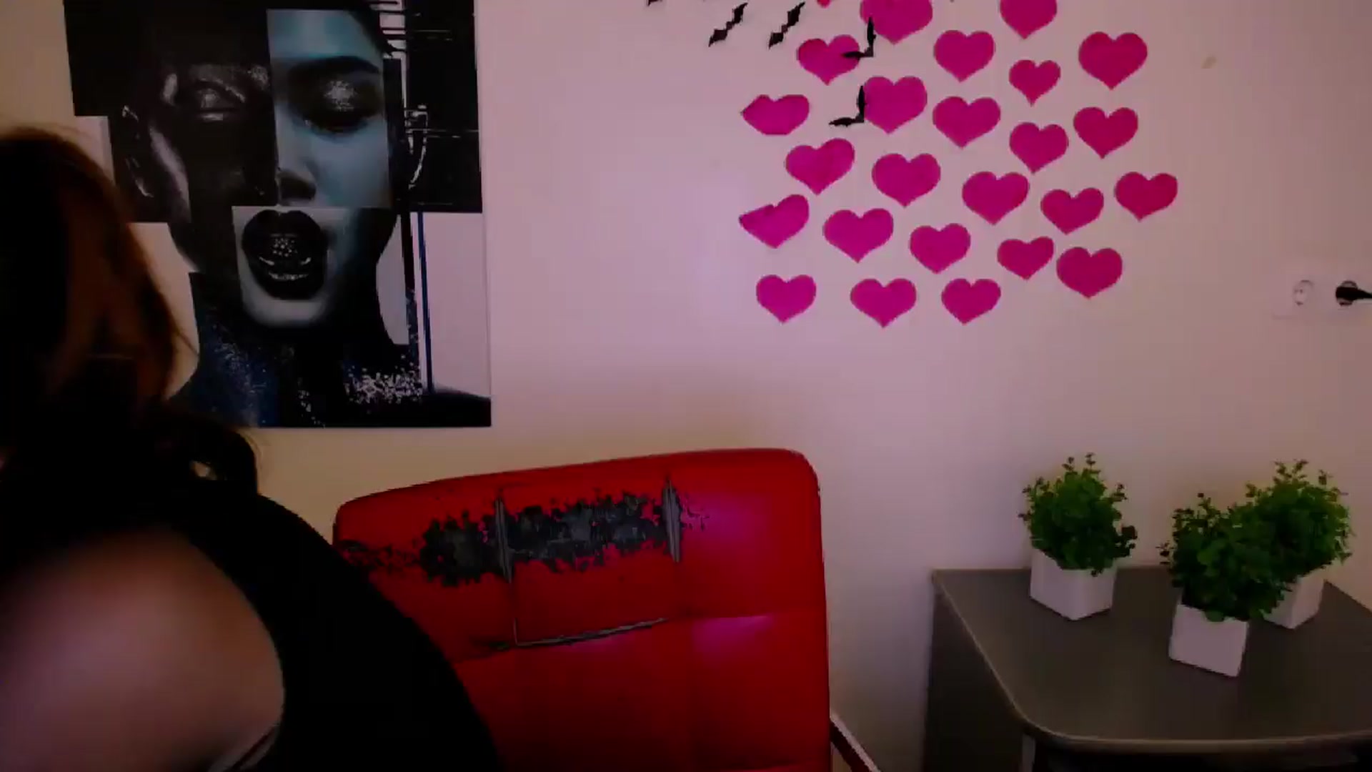 Gallery image thumbnail from Nikonara_'s myfreecams stream on, 12/27/2024, 18:40 image 13 of 20