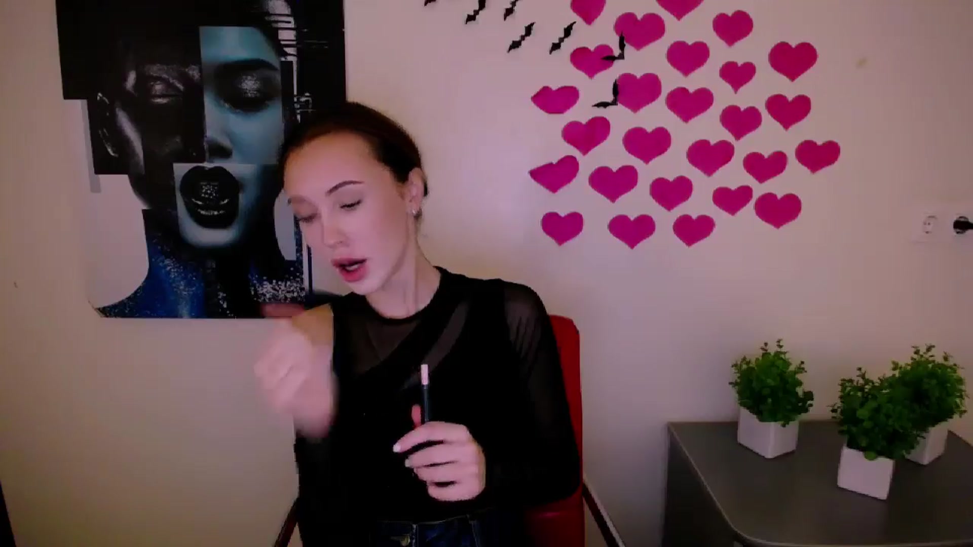 Gallery image thumbnail from Nikonara_'s myfreecams stream on, 12/27/2024, 18:40 image 15 of 20