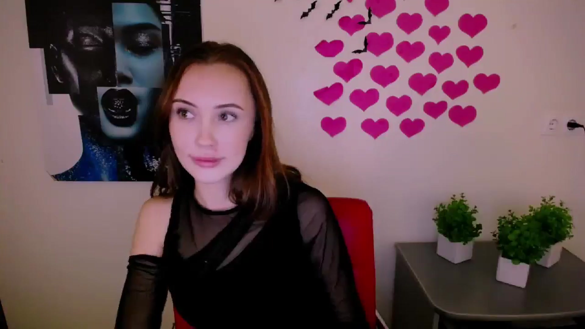 Gallery image thumbnail from Nikonara_'s myfreecams stream on, 12/27/2024, 18:40 image 7 of 20