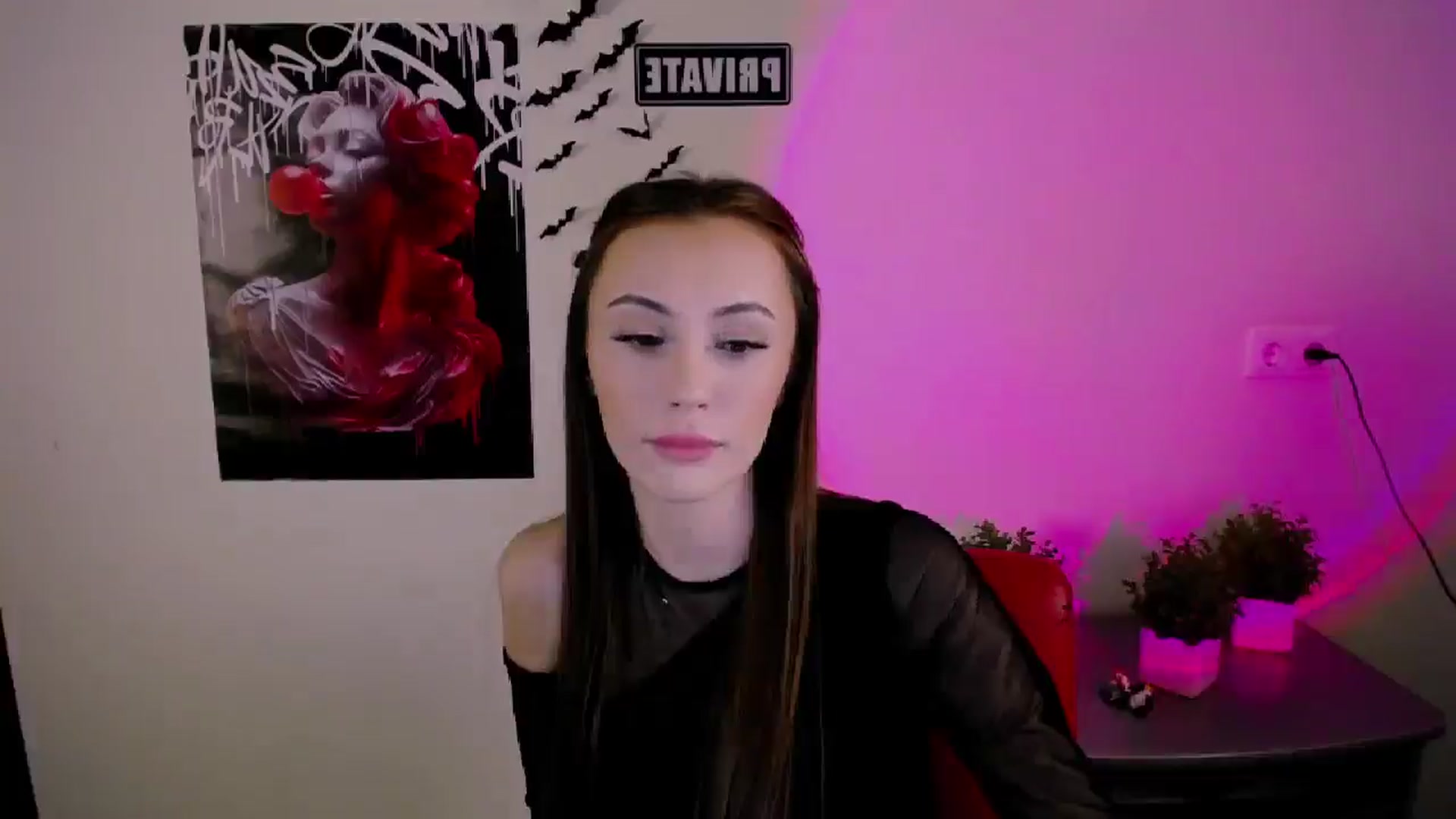 Gallery image thumbnail from Nikonara_'s myfreecams stream on, 03/08/2025, 16:12 image 17 of 20
