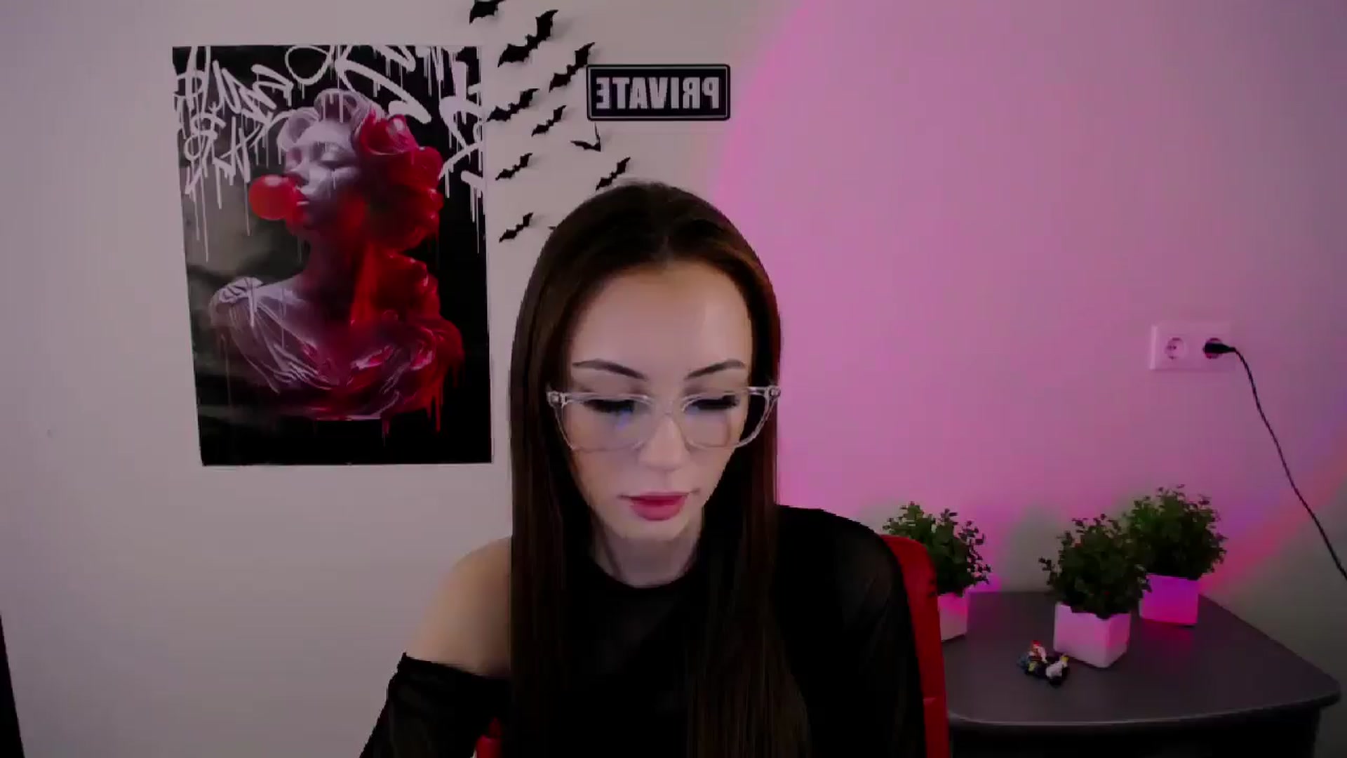 Gallery image thumbnail from Nikonara_'s myfreecams stream on, 03/08/2025, 16:12 image 5 of 20