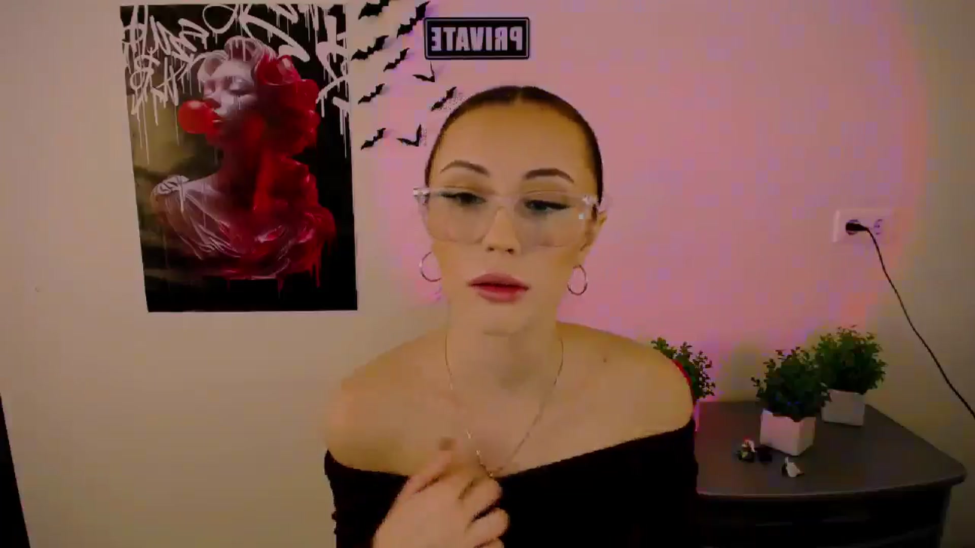 Gallery image thumbnail from Nikonara_'s myfreecams stream on, 03/09/2025, 14:12 image 9 of 20