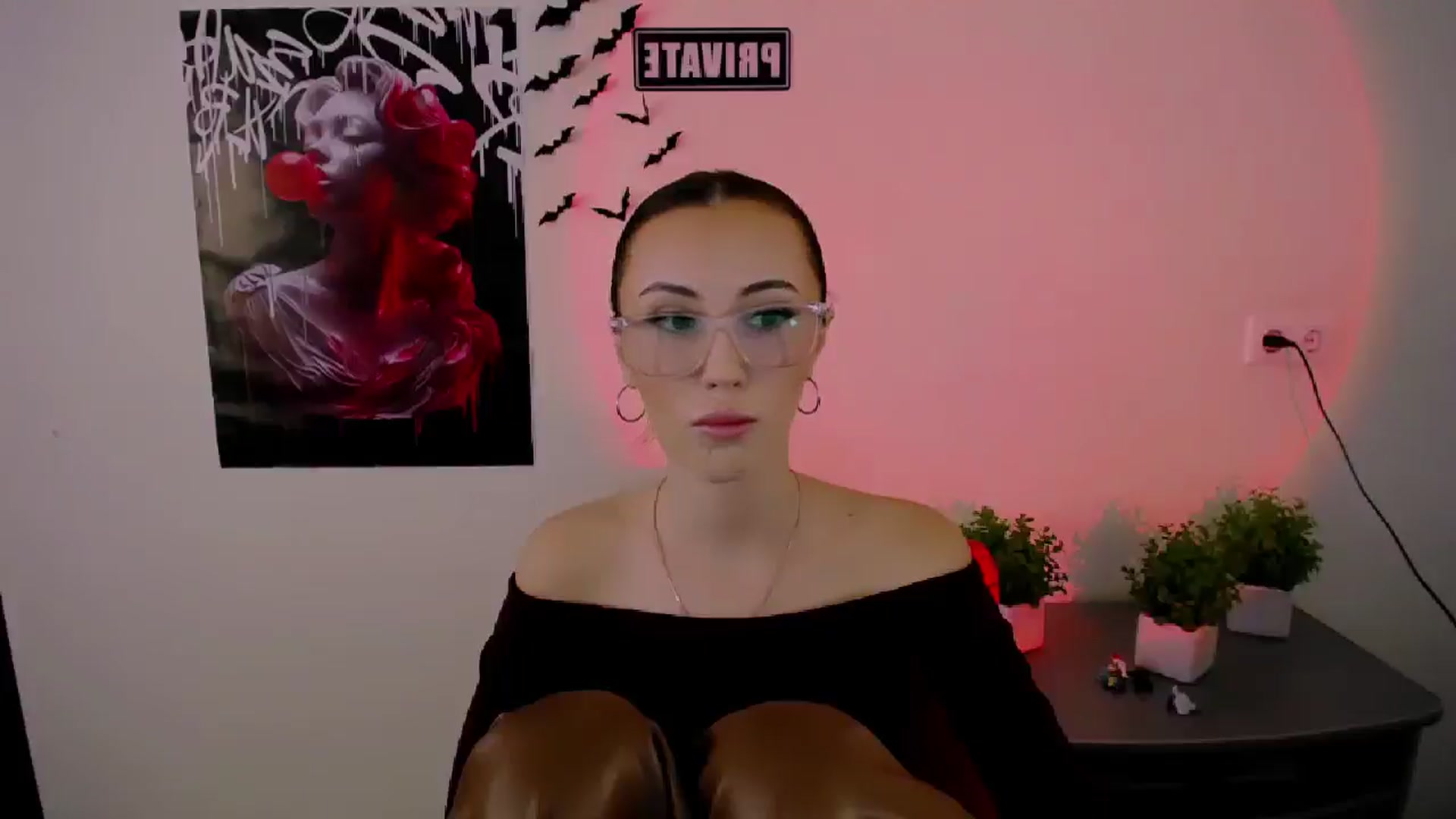 Gallery image thumbnail from Nikonara_'s myfreecams stream on, 03/09/2025, 14:12 image 16 of 20