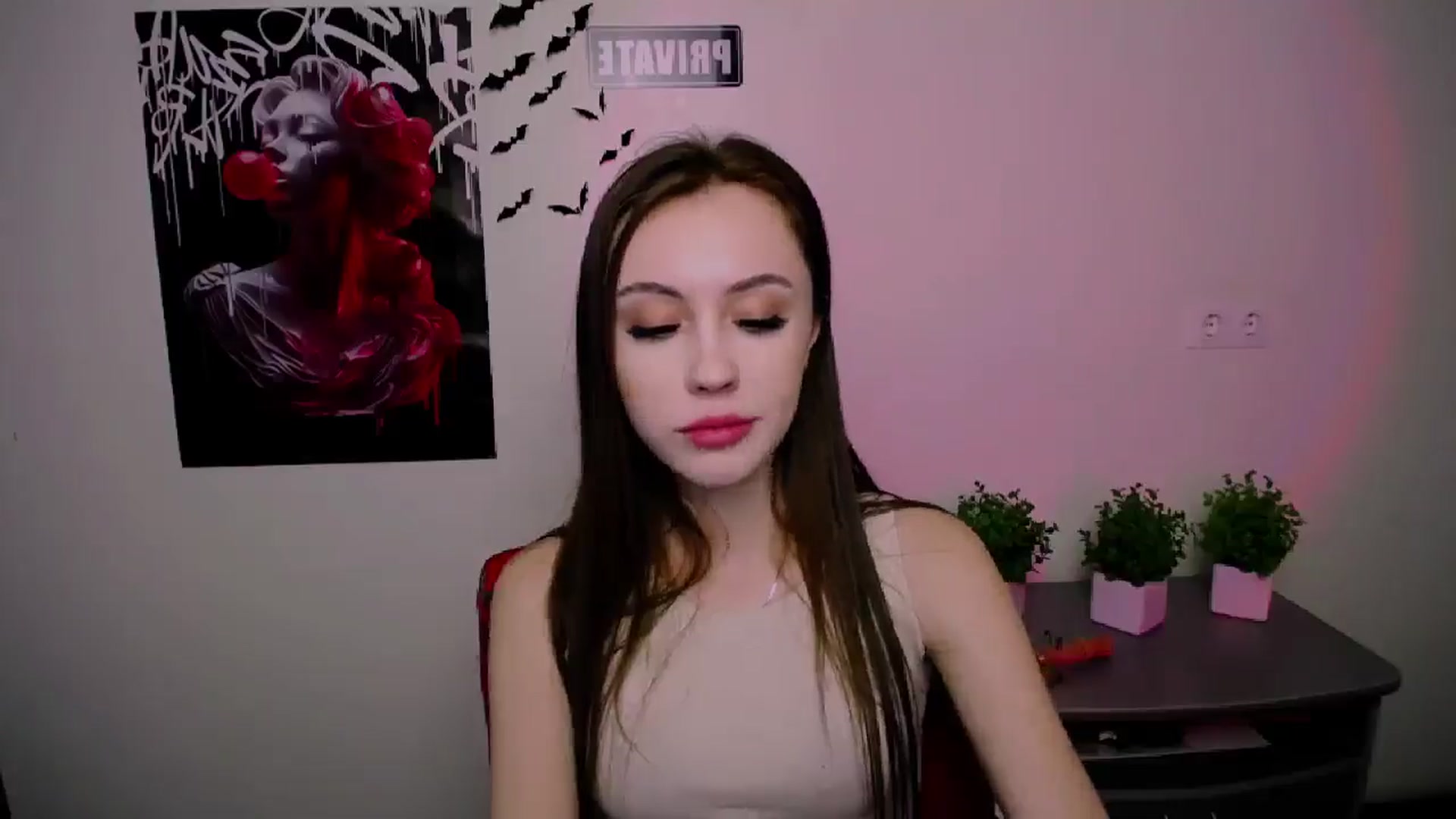 Gallery image thumbnail from Nikonara_'s myfreecams stream on, 04/13/2025, 18:14 image 3 of 20