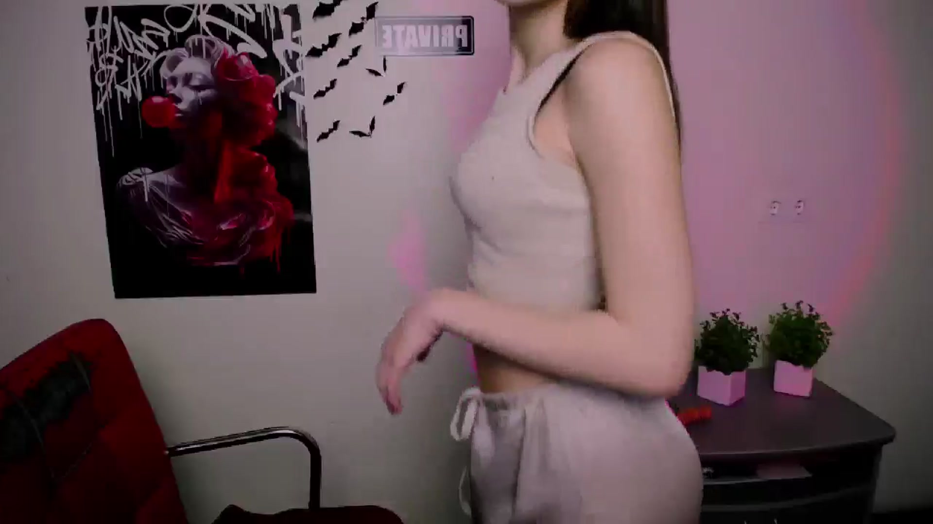 Gallery image thumbnail from Nikonara_'s myfreecams stream on, 04/13/2025, 18:14 image 7 of 20