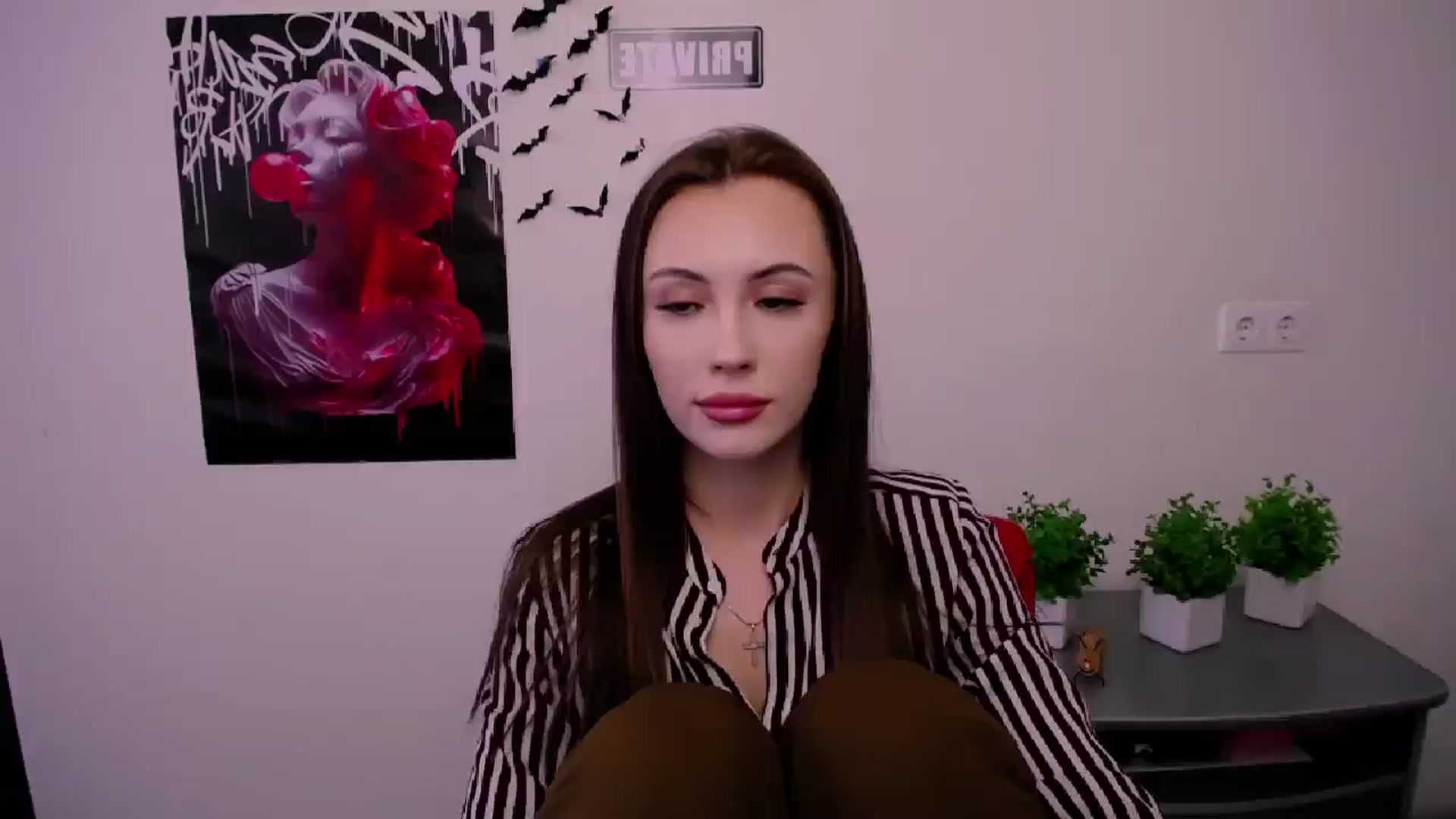 Gallery image thumbnail from Nikonara_'s myfreecams stream on, 04/18/2025, 12:52 image 7 of 20