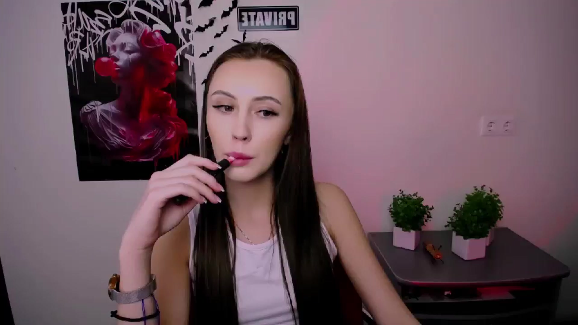 Gallery image thumbnail from Nikonara_'s myfreecams stream on, 04/19/2025, 15:52 image 6 of 20