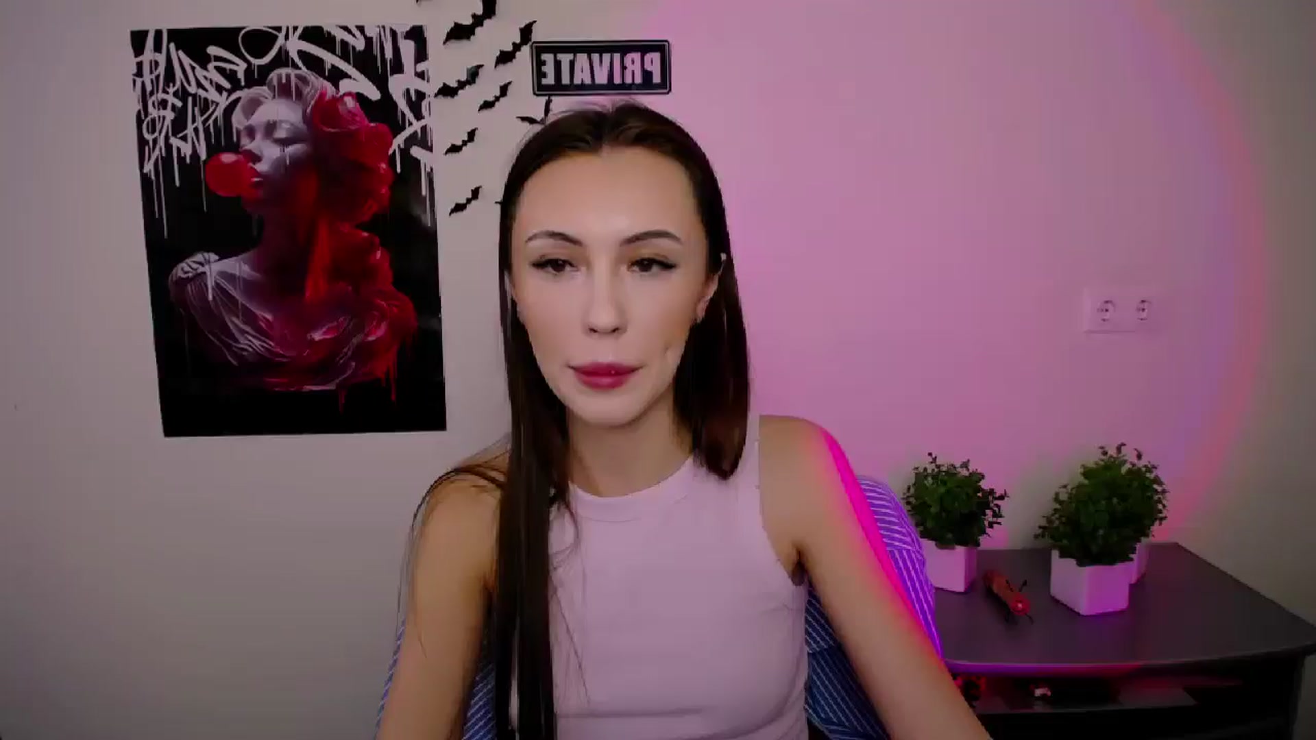 Gallery image thumbnail from Nikonara_'s myfreecams stream on, 04/20/2025, 12:45 image 5 of 20