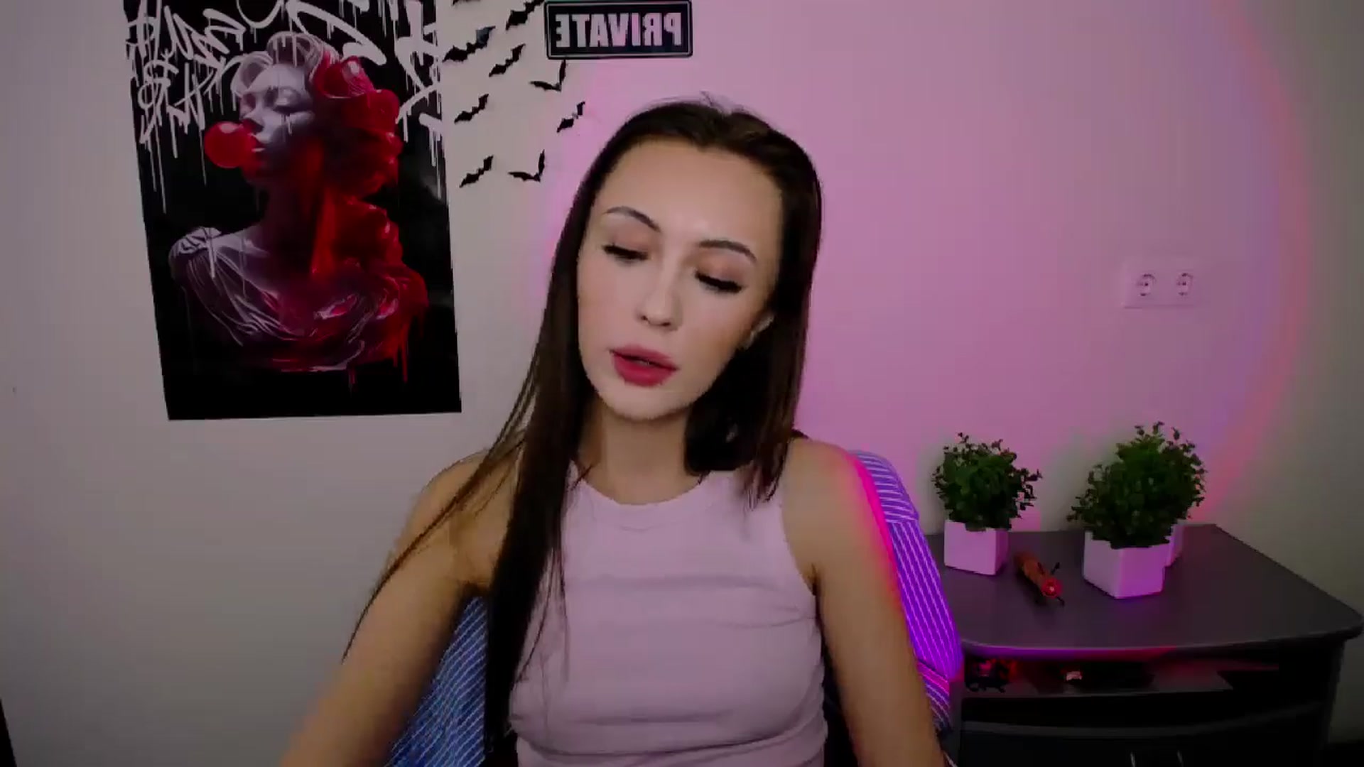 Gallery image thumbnail from Nikonara_'s myfreecams stream on, 04/20/2025, 12:45 image 18 of 20