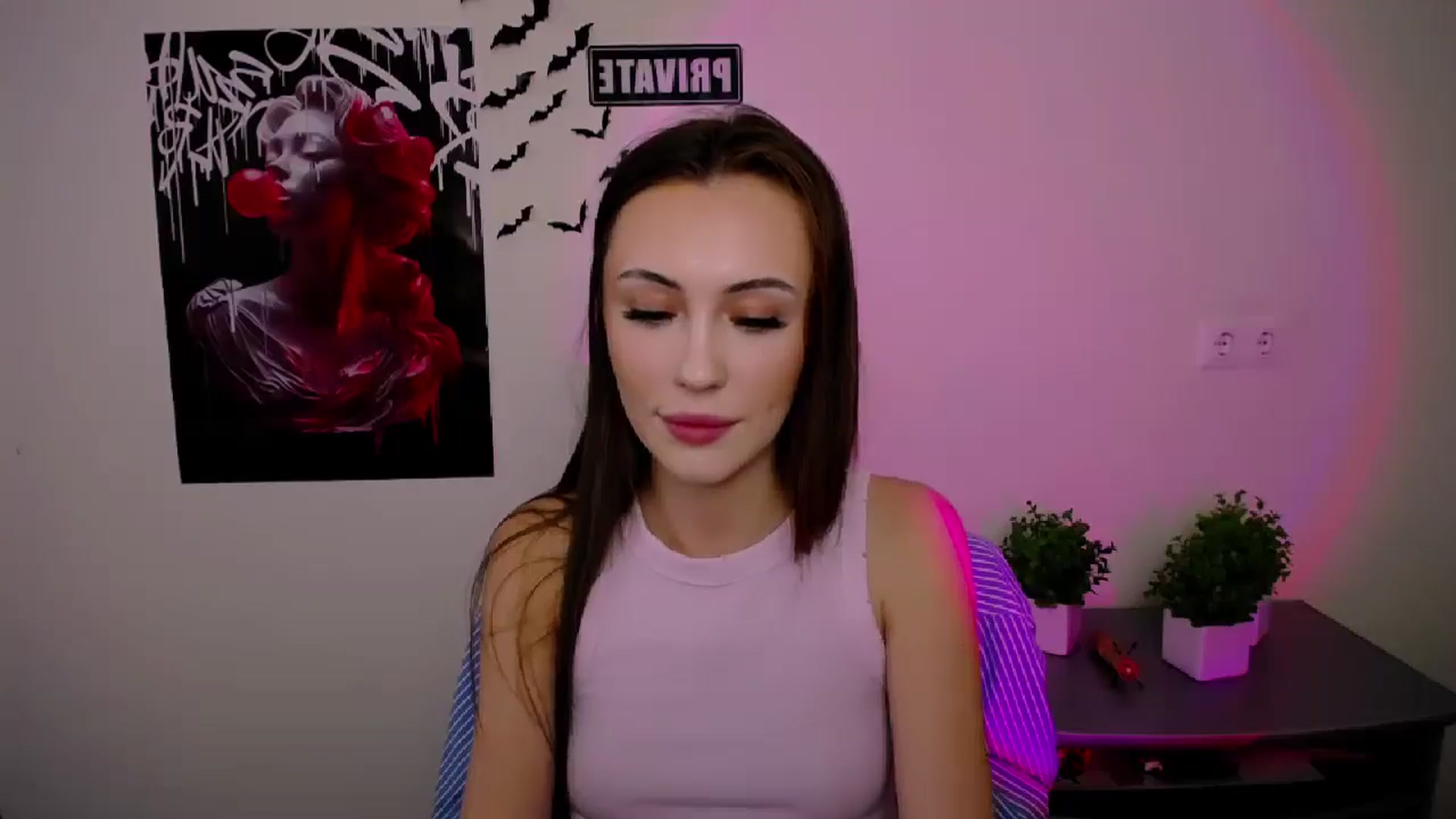 Gallery image thumbnail from Nikonara_'s myfreecams stream on, 04/20/2025, 12:45 image 2 of 20