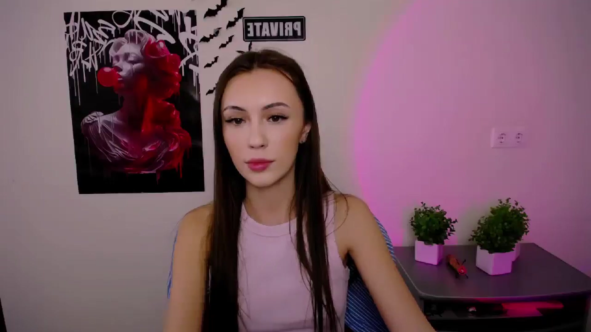 Gallery image thumbnail from Nikonara_'s myfreecams stream on, 04/20/2025, 14:21 image 3 of 20