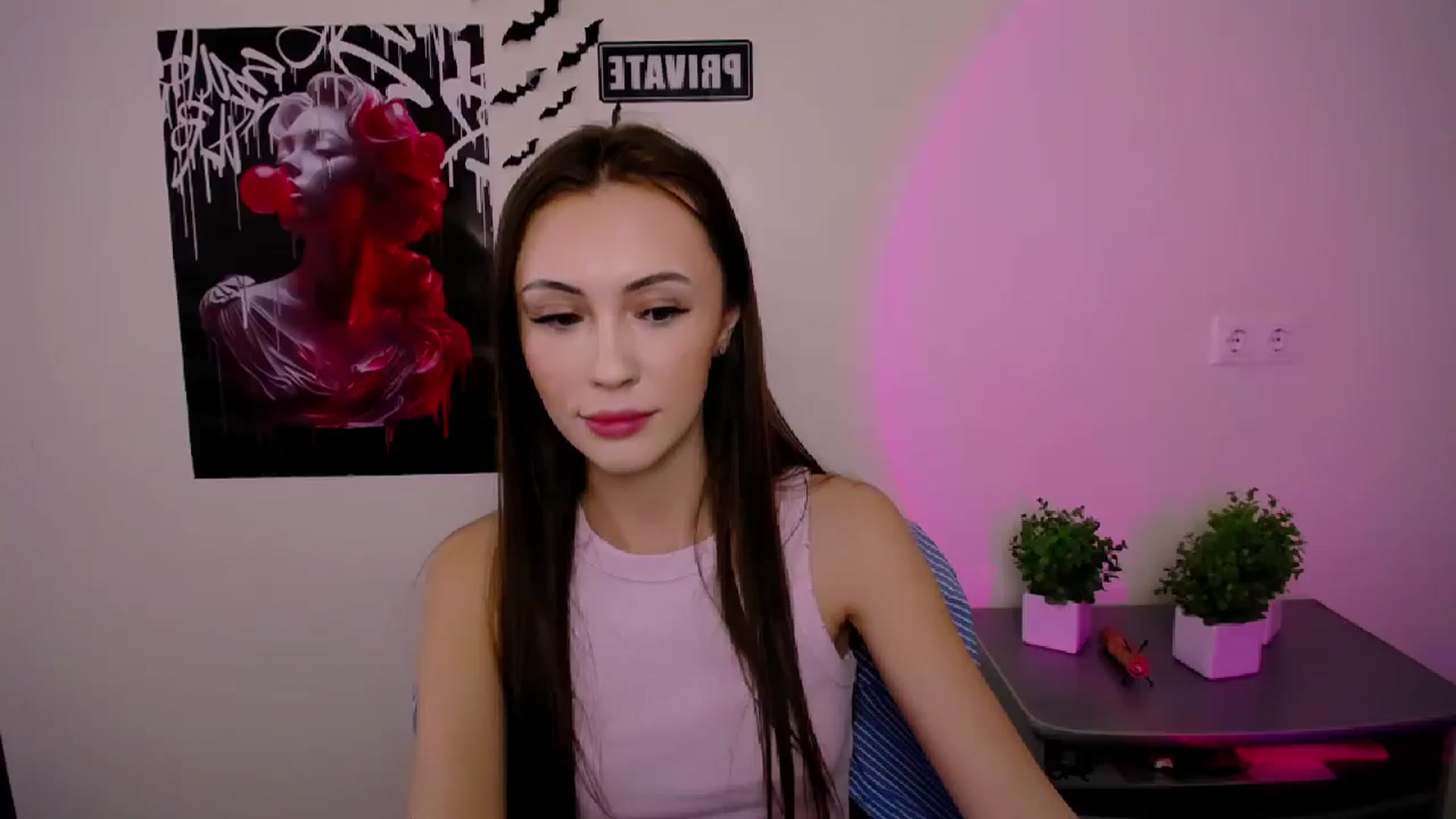 Gallery image thumbnail from Nikonara_'s myfreecams stream on, 04/20/2025, 14:21 image 2 of 20