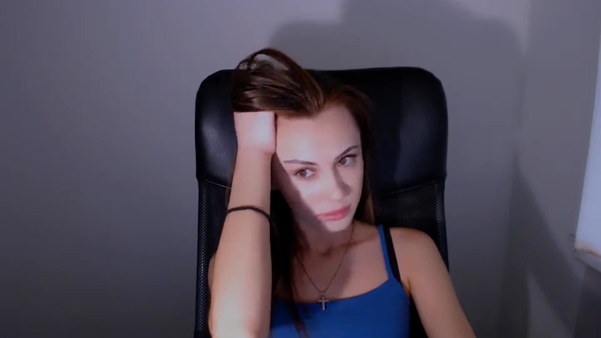 Gallery image thumbnail from Nikonara_'s myfreecams stream on, 06/14/2025, 15:07 image 15 of 20