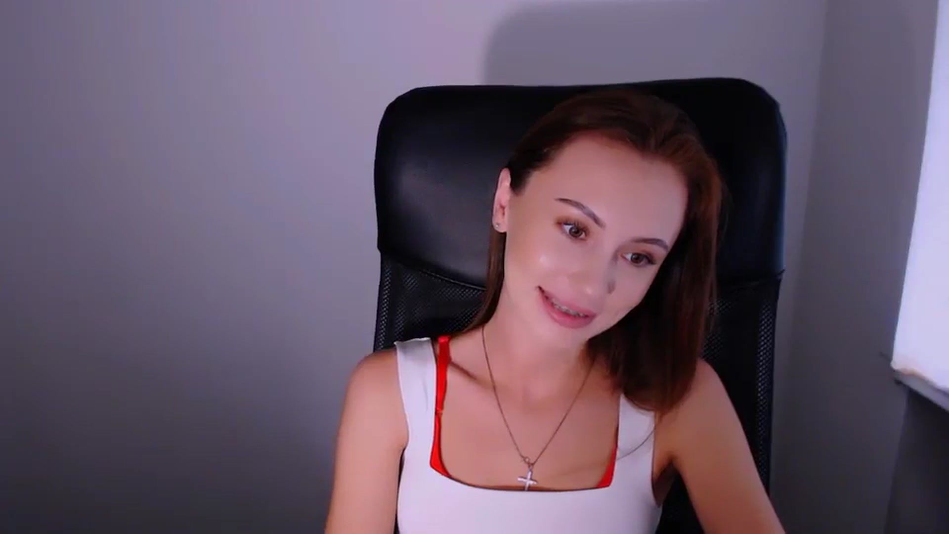 Gallery image thumbnail from Nikonara_'s myfreecams stream on, 06/15/2025, 16:17 image 18 of 20