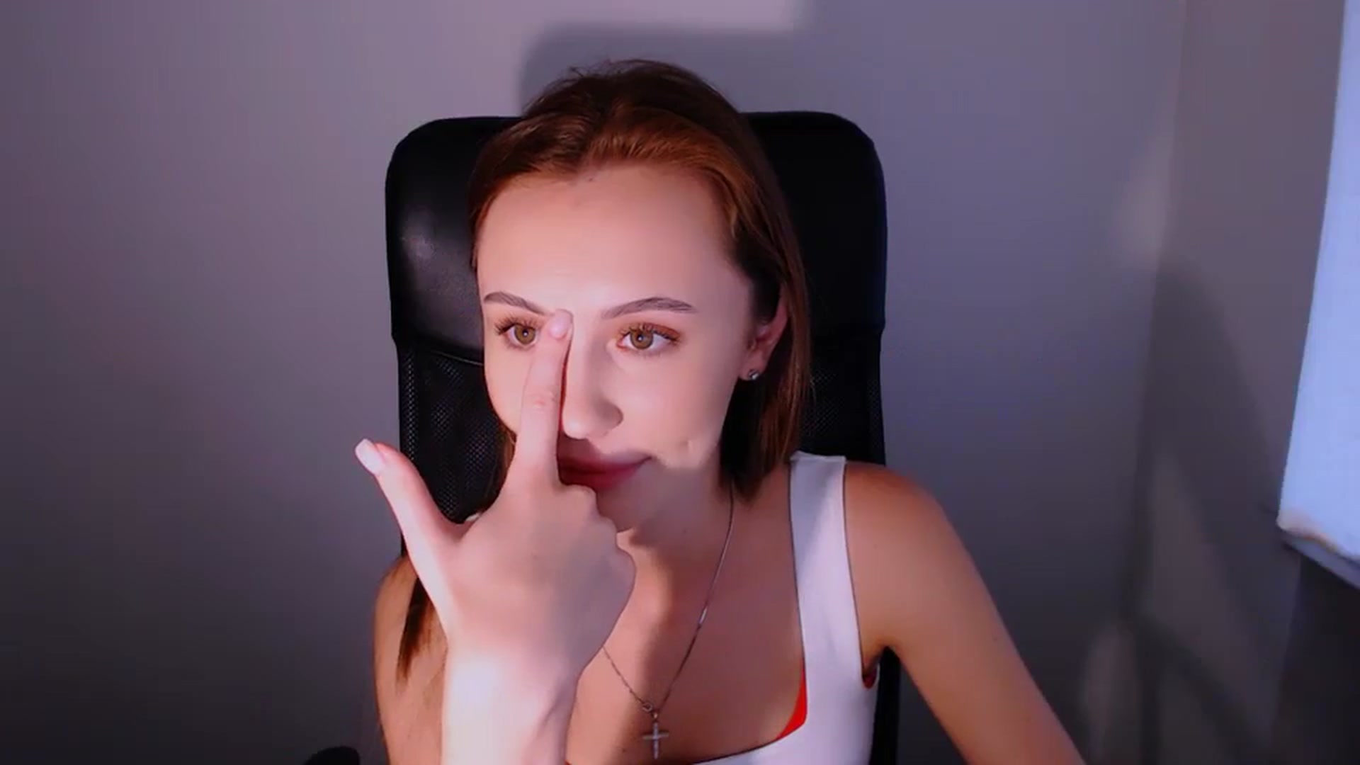Gallery image thumbnail from Nikonara_'s myfreecams stream on, 06/15/2025, 16:17 image 14 of 20