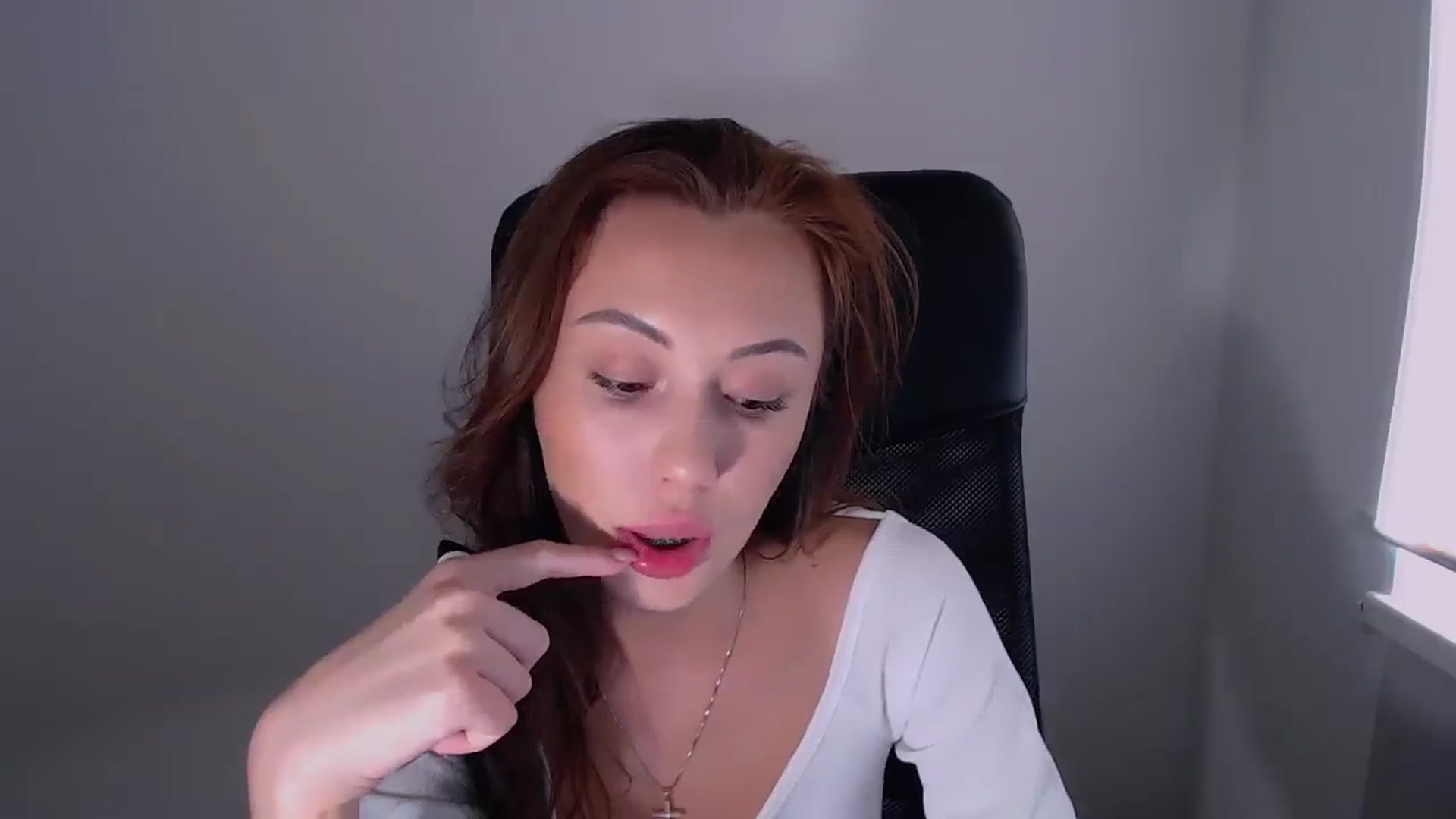 Gallery image thumbnail from Nikonara_'s myfreecams stream on, 06/16/2025, 14:20 image 5 of 20