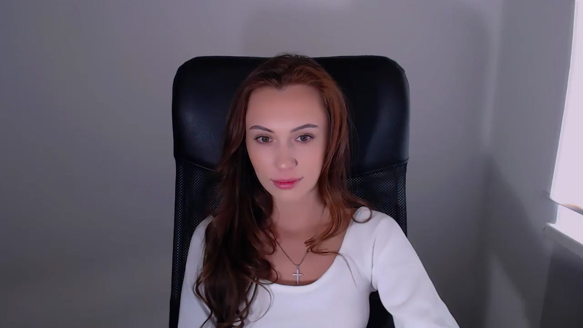Gallery image thumbnail from Nikonara_'s myfreecams stream on, 06/16/2025, 15:36 image 14 of 20