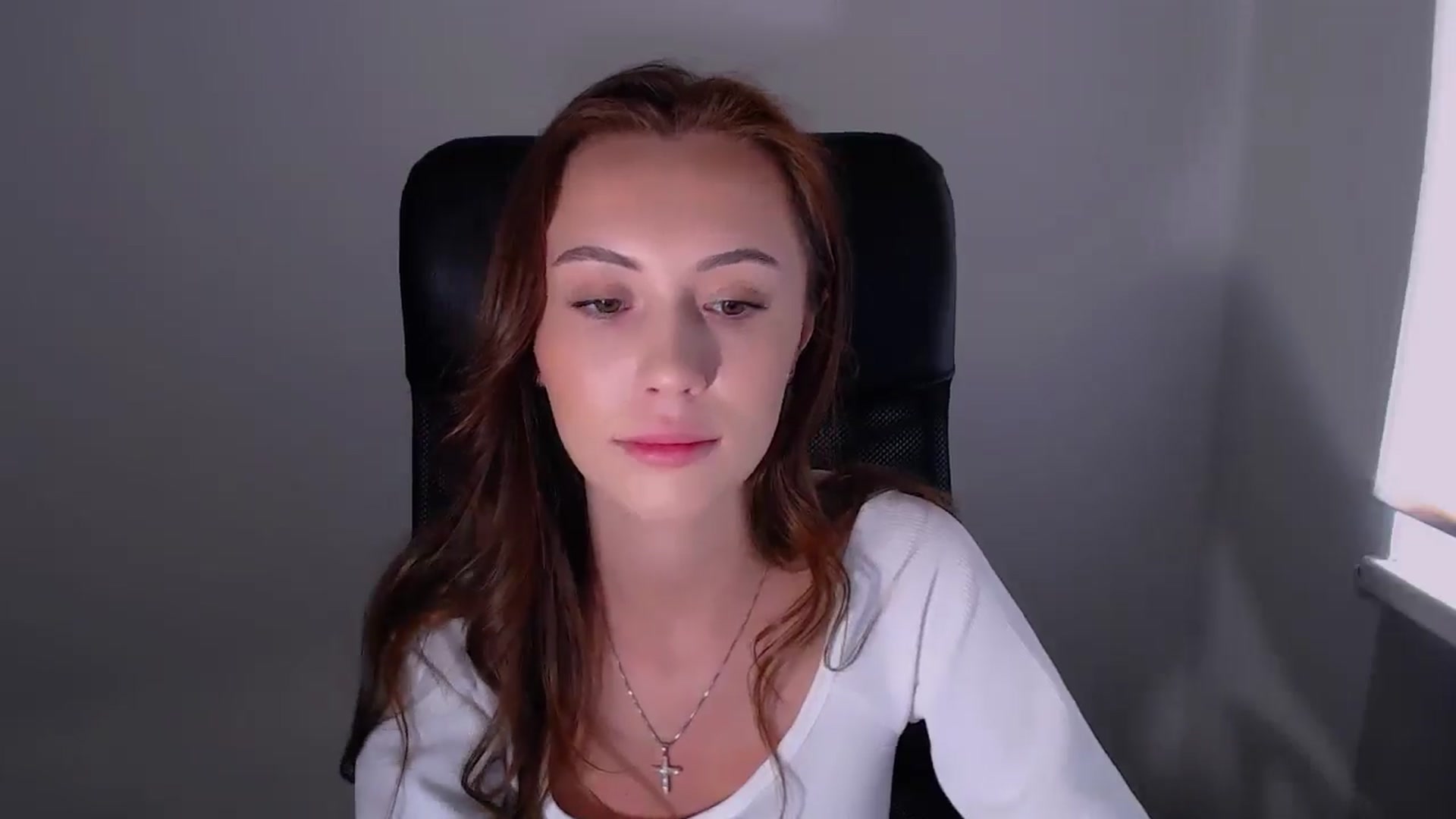 Gallery image thumbnail from Nikonara_'s myfreecams stream on, 06/16/2025, 18:08 image 2 of 20