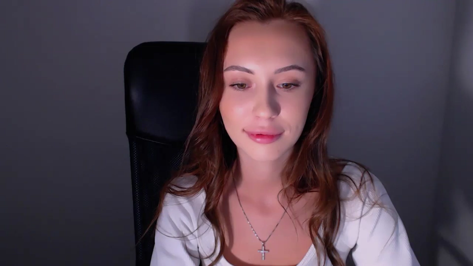 Gallery image thumbnail from Nikonara_'s myfreecams stream on, 06/16/2025, 18:08 image 12 of 20