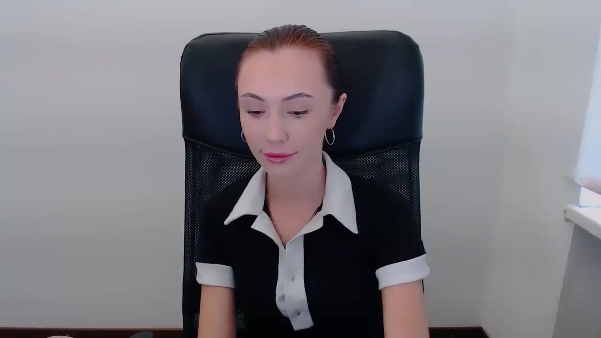 Gallery image thumbnail from Nikonara_'s myfreecams stream on, 06/17/2025, 15:46 image 11 of 20