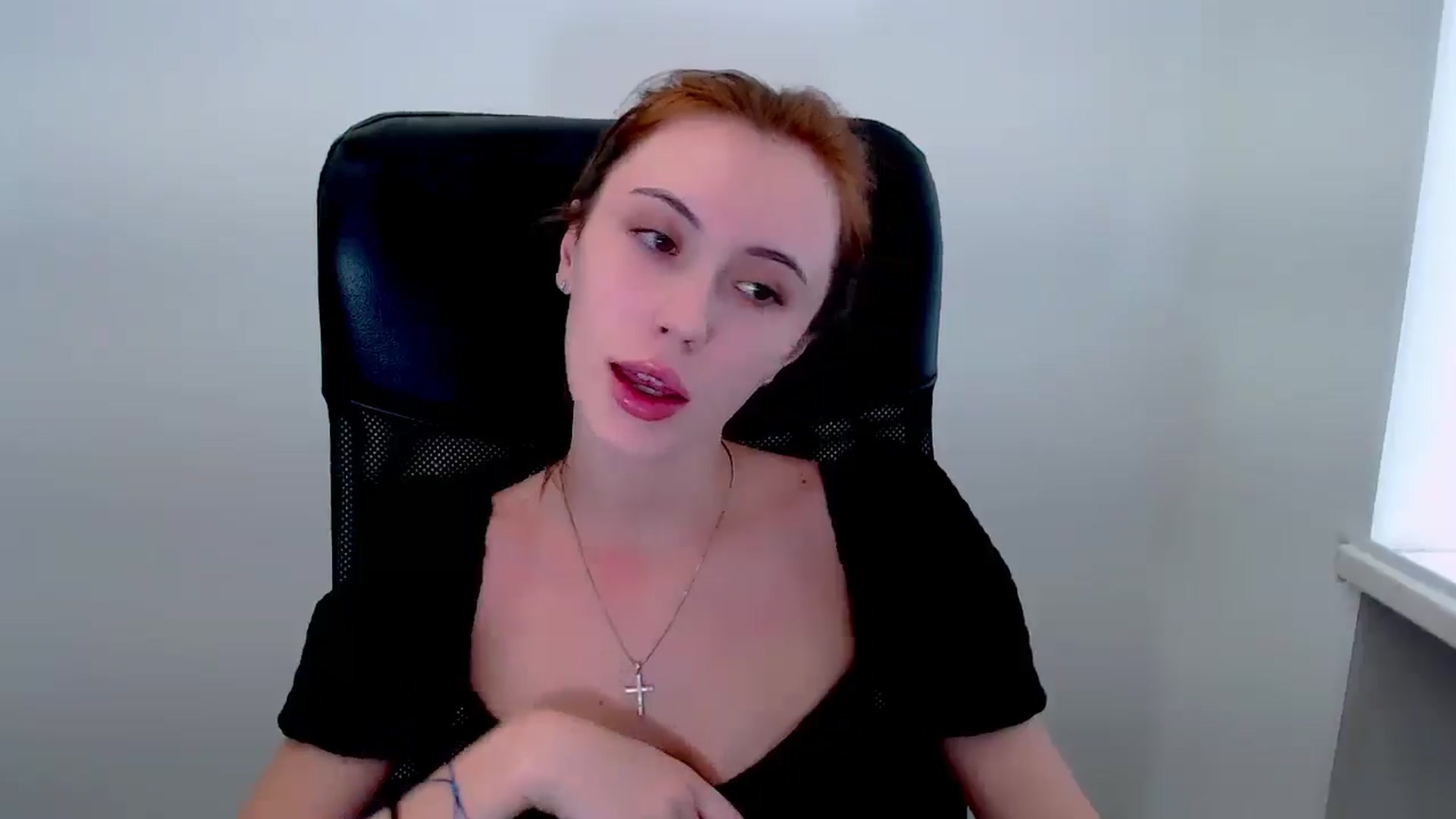 Gallery image thumbnail from Nikonara_'s myfreecams stream on, 07/01/2025, 12:24 image 11 of 20