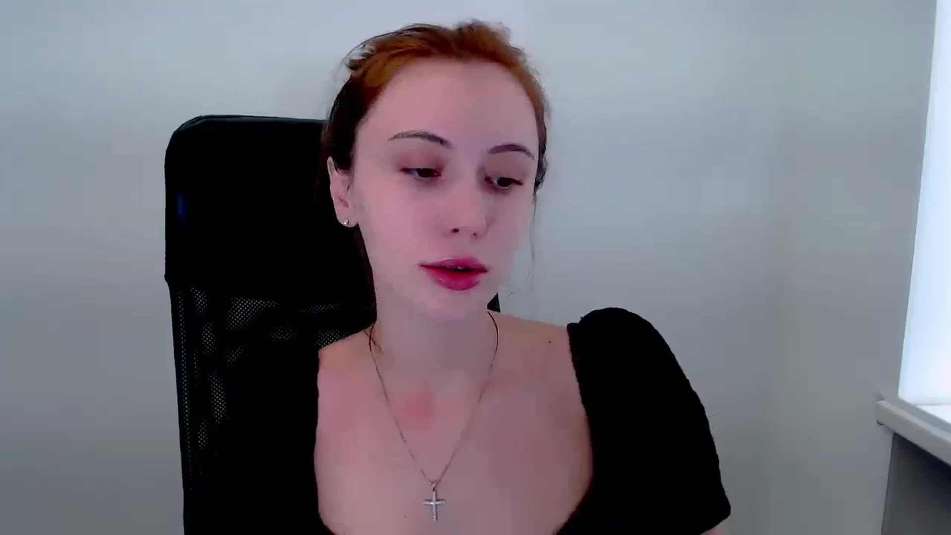 Gallery image thumbnail from Nikonara_'s myfreecams stream on, 07/01/2025, 12:24 image 17 of 20