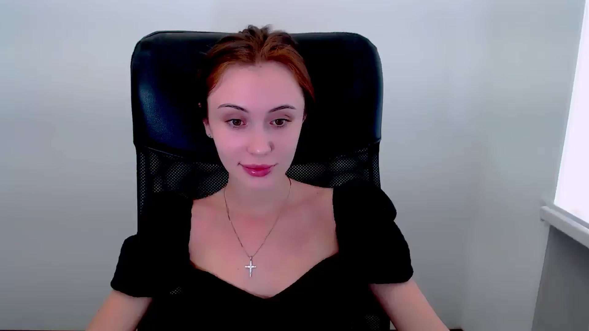 Gallery image thumbnail from Nikonara_'s myfreecams stream on, 07/01/2025, 13:07 image 6 of 20