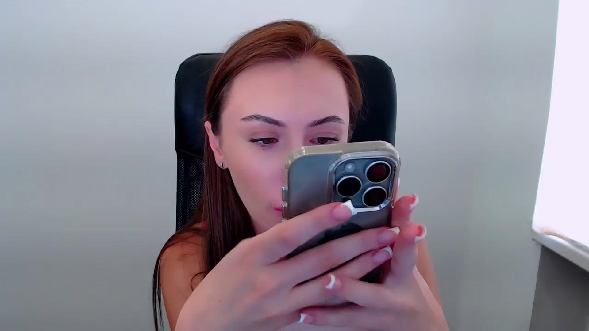 Gallery image thumbnail from Nikonara_'s myfreecams stream on, 07/12/2025, 15:52 image 4 of 20