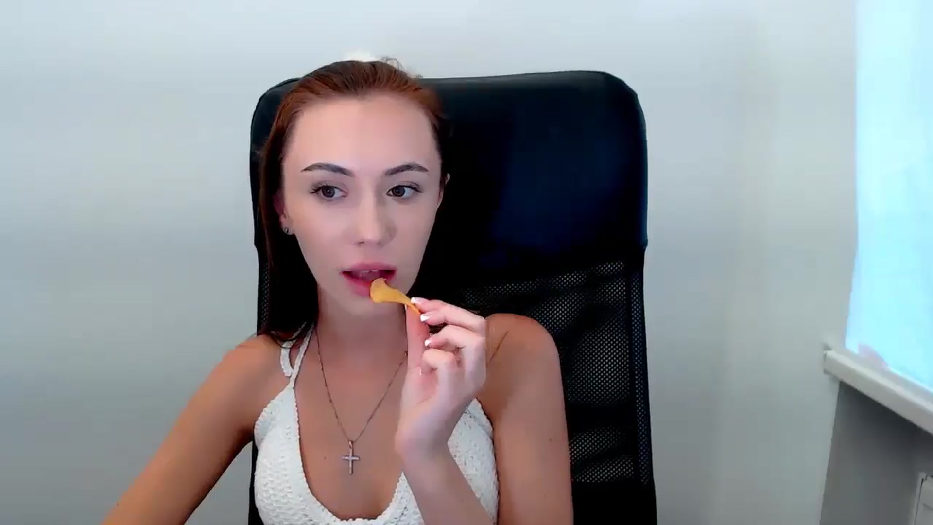 Gallery image thumbnail from Nikonara_'s myfreecams stream on, 07/13/2025, 15:13 image 12 of 20