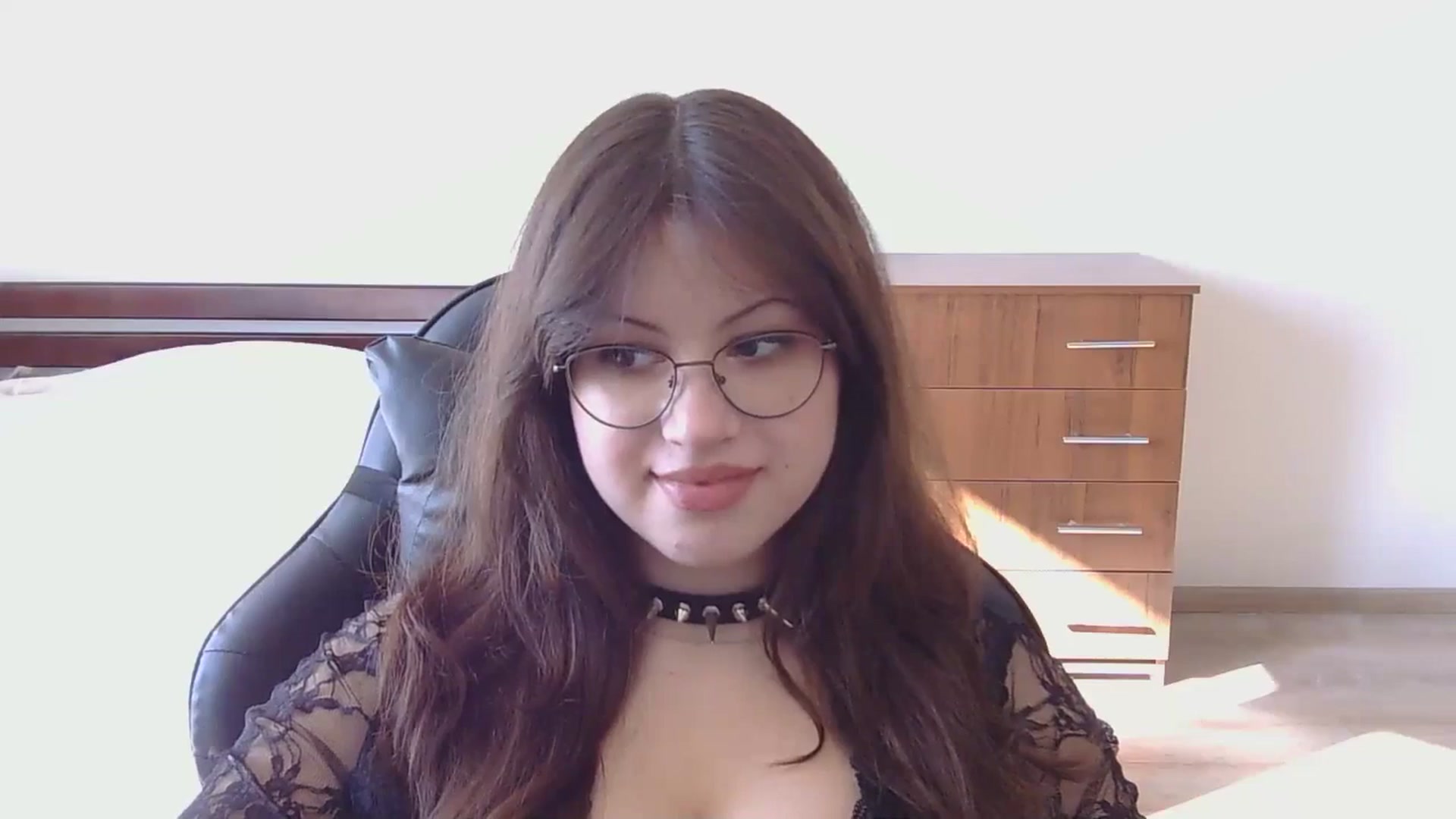 Gallery image thumbnail from NikssiKitty's myfreecams stream on, 03/10/2026, 13:38 image 7 of 20