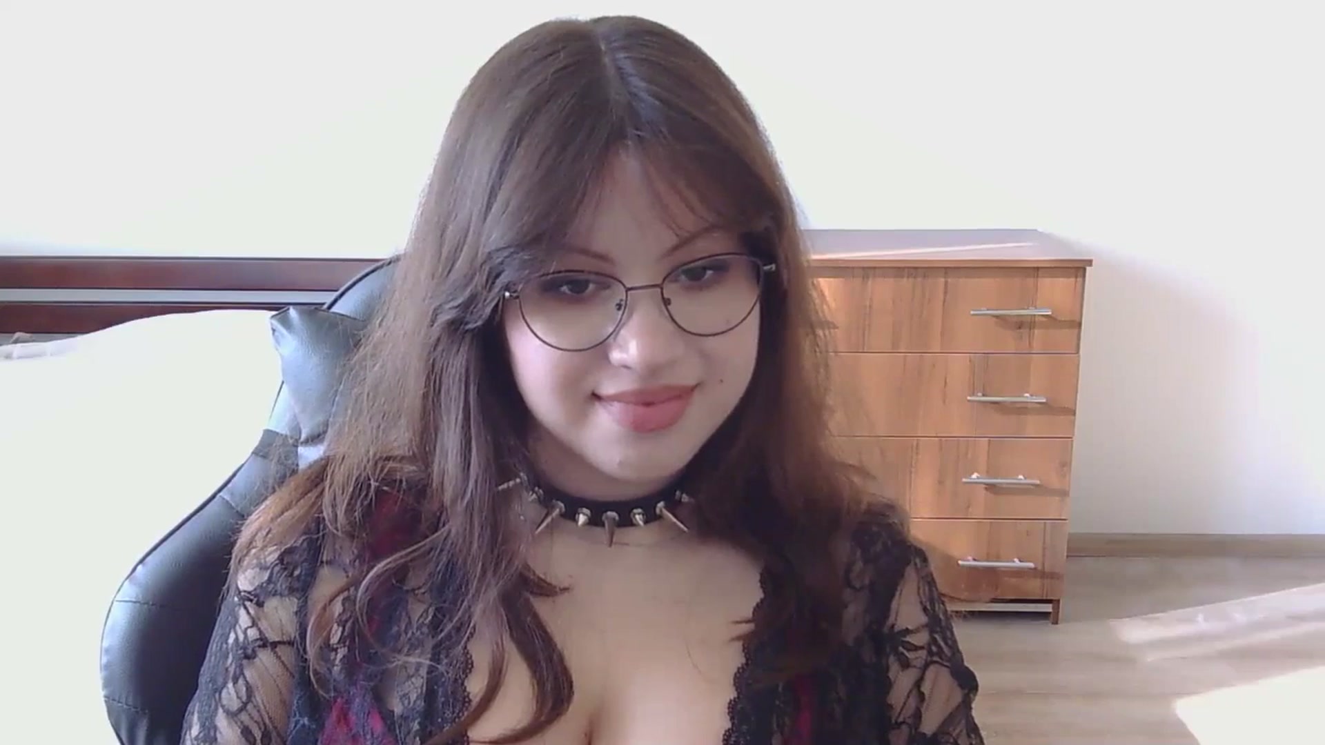 Gallery image thumbnail from NikssiKitty's myfreecams stream on, 03/10/2026, 13:38 image 20 of 20