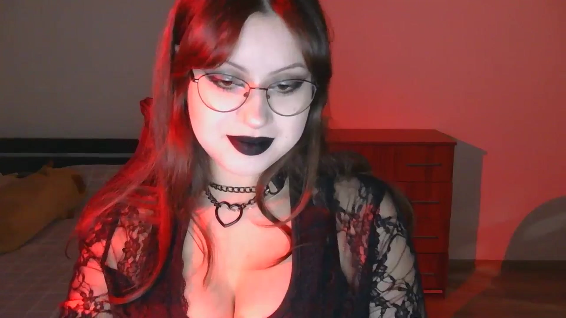 Gallery image thumbnail from NikssiKitty's myfreecams stream on, 03/27/2026, 18:38 image 13 of 20