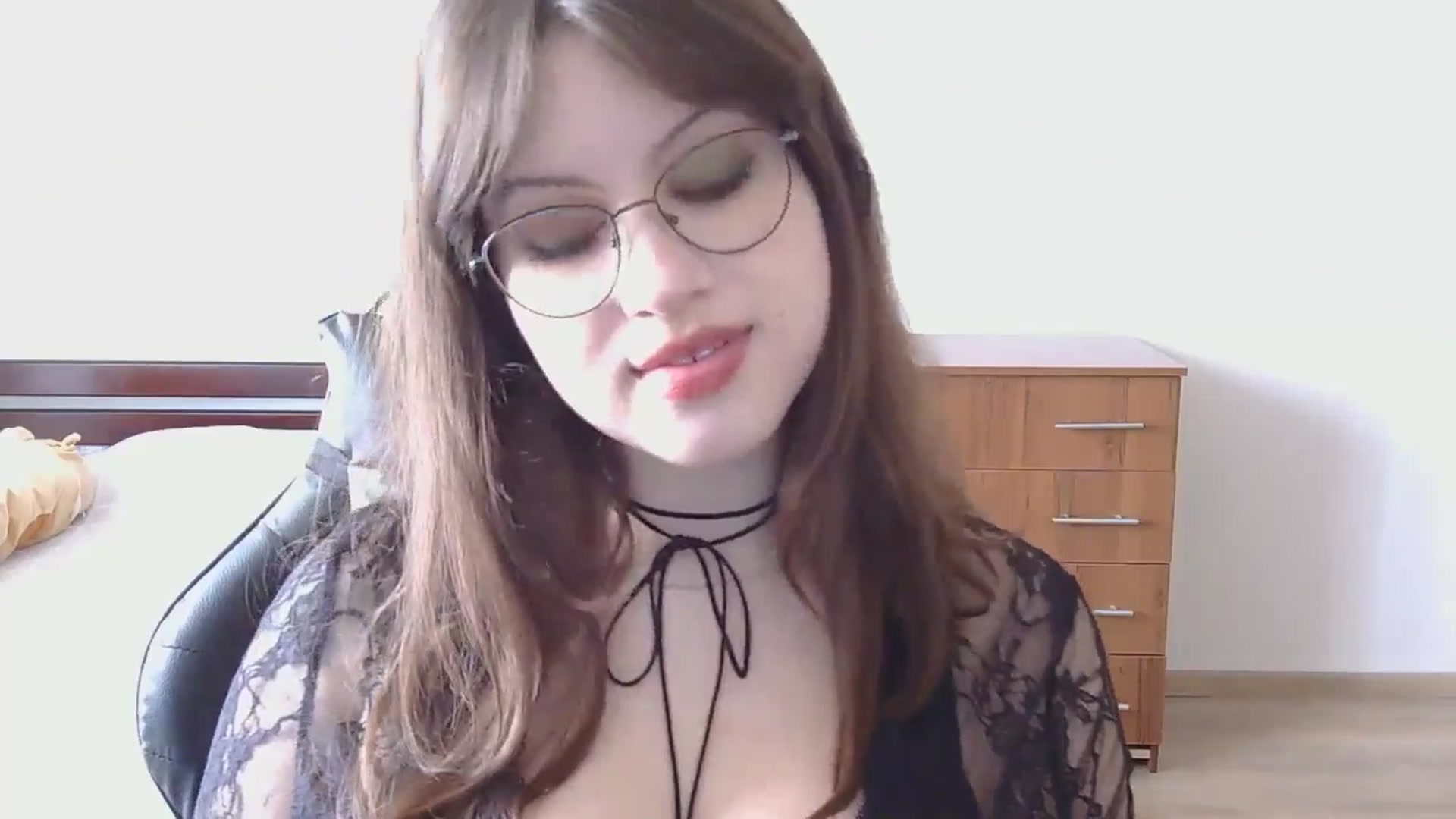 Gallery image thumbnail from NikssiKitty's myfreecams stream on, 04/03/2026, 14:35 image 10 of 20