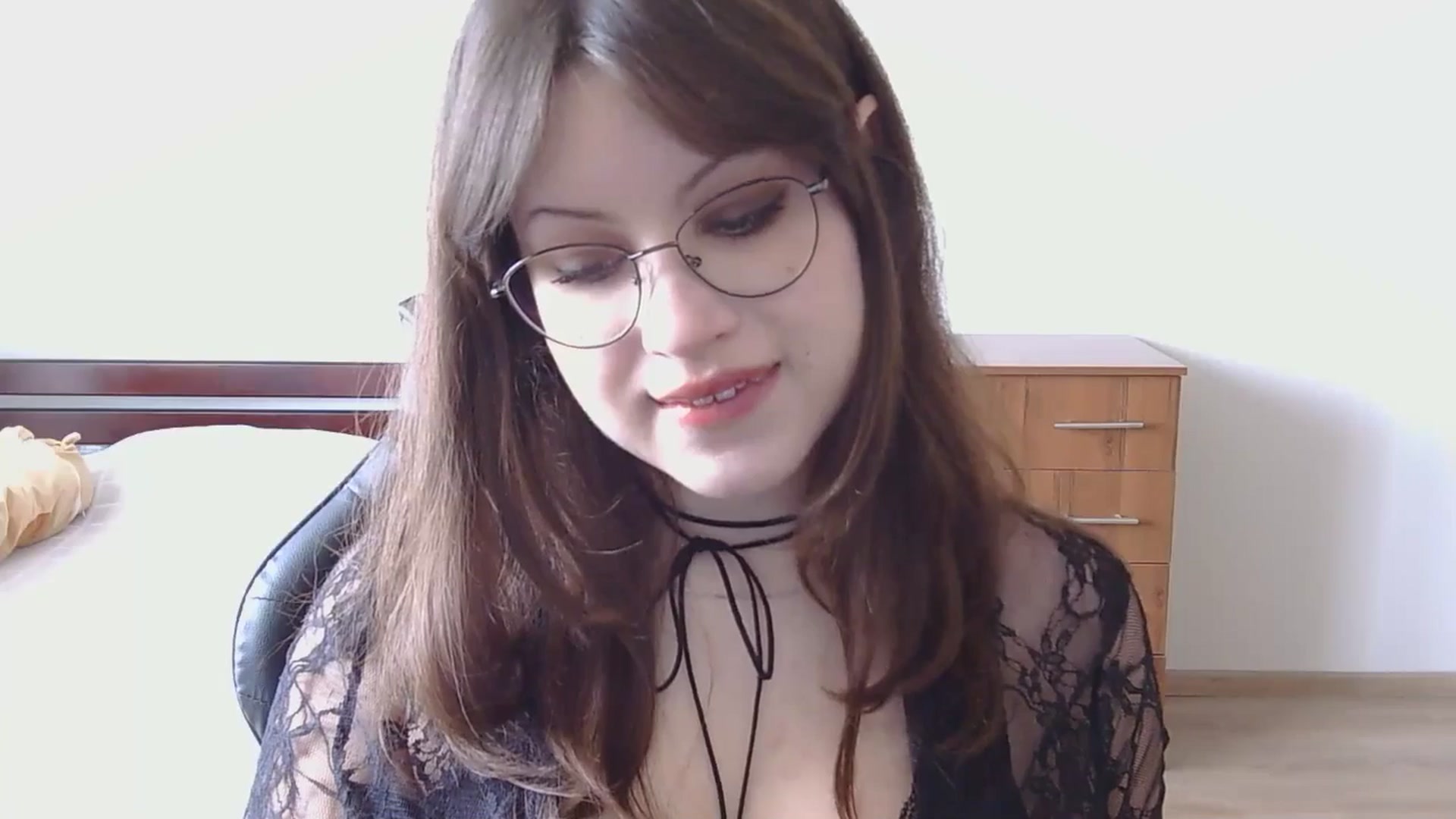 Gallery image thumbnail from NikssiKitty's myfreecams stream on, 04/03/2026, 14:35 image 2 of 20
