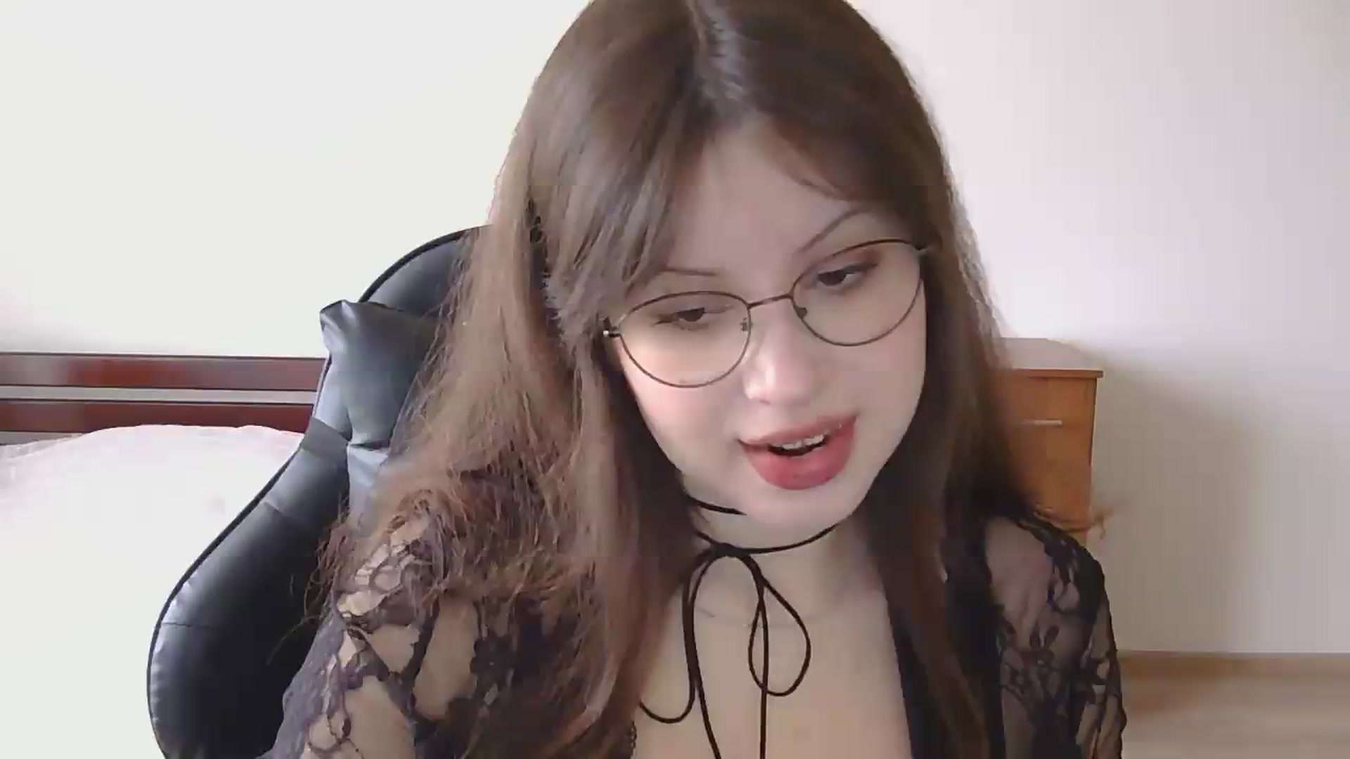 Gallery image thumbnail from NikssiKitty's myfreecams stream on, 04/11/2026, 14:56 image 3 of 20
