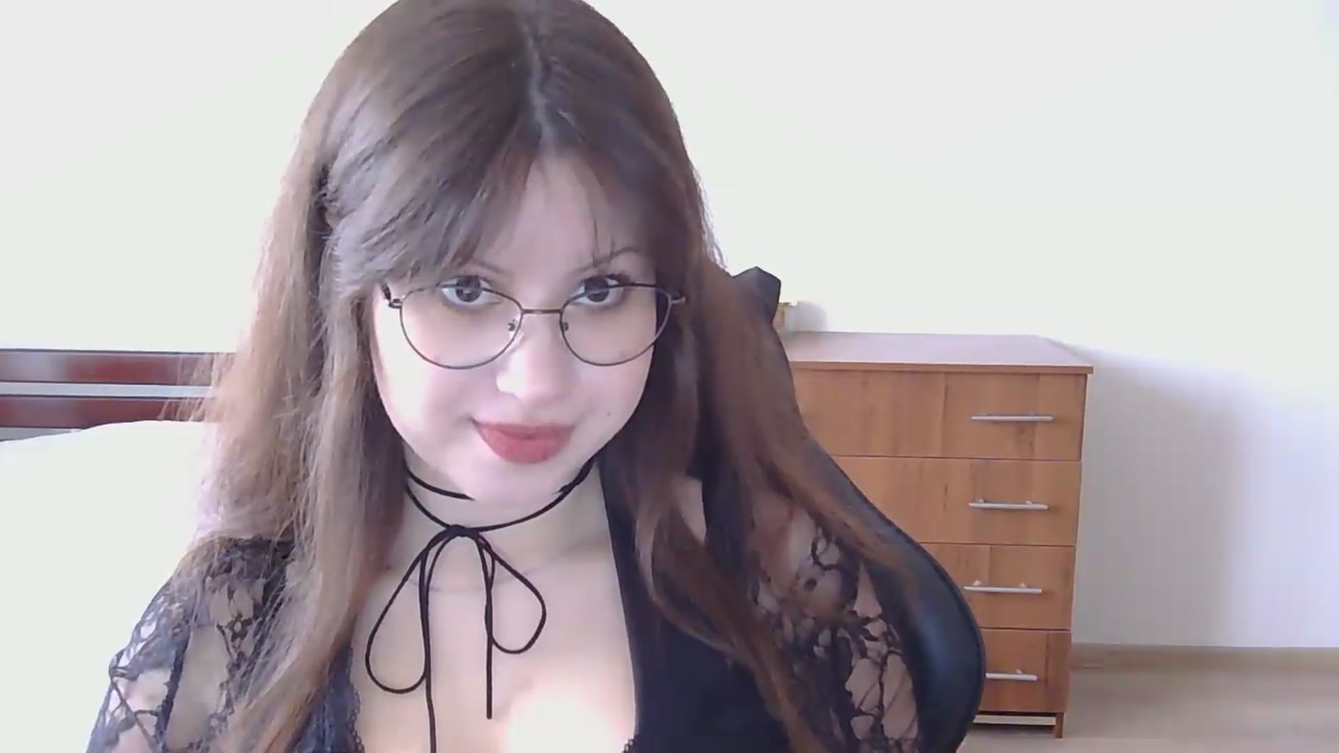 Gallery image thumbnail from NikssiKitty's myfreecams stream on, 04/11/2026, 14:56 image 17 of 20