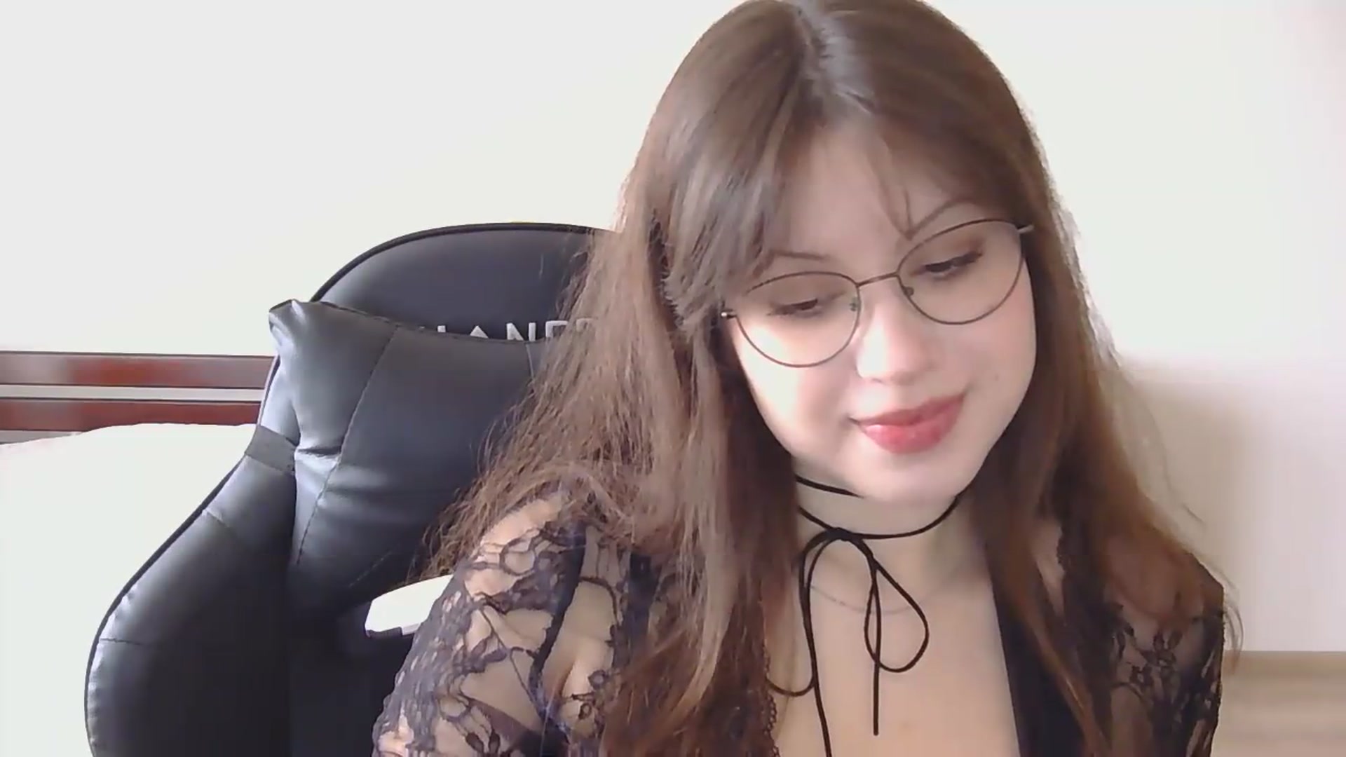 Gallery image thumbnail from NikssiKitty's myfreecams stream on, 04/11/2026, 14:56 image 14 of 20