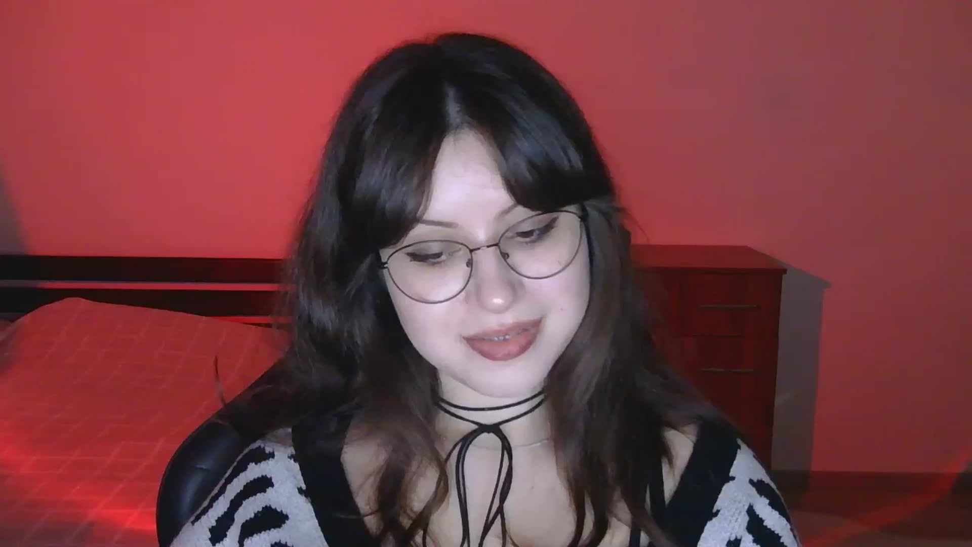 Gallery image thumbnail from NikssiKitty's myfreecams stream on, 04/20/2026, 18:25 image 14 of 20