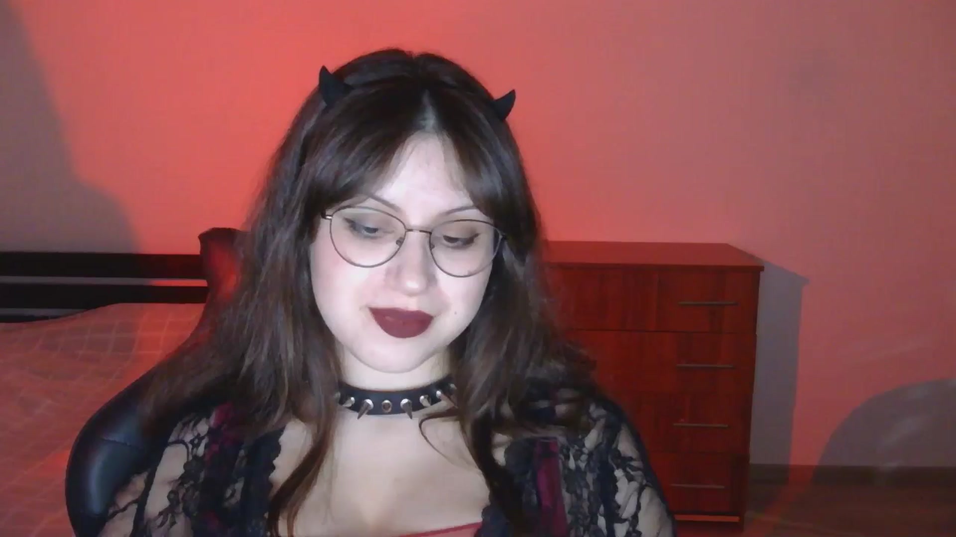 Gallery image thumbnail from NikssiKitty's myfreecams stream on, 04/22/2026, 19:08 image 15 of 20