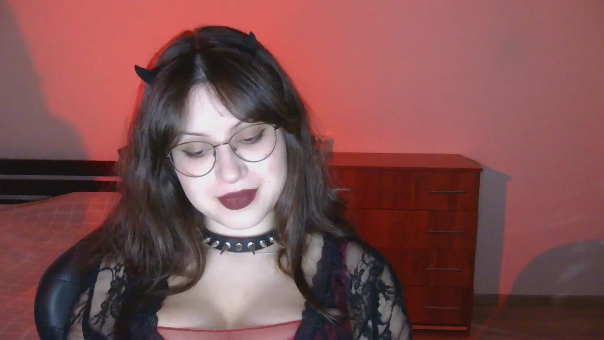 Gallery image thumbnail from NikssiKitty's myfreecams stream on, 04/22/2026, 19:08 image 11 of 20