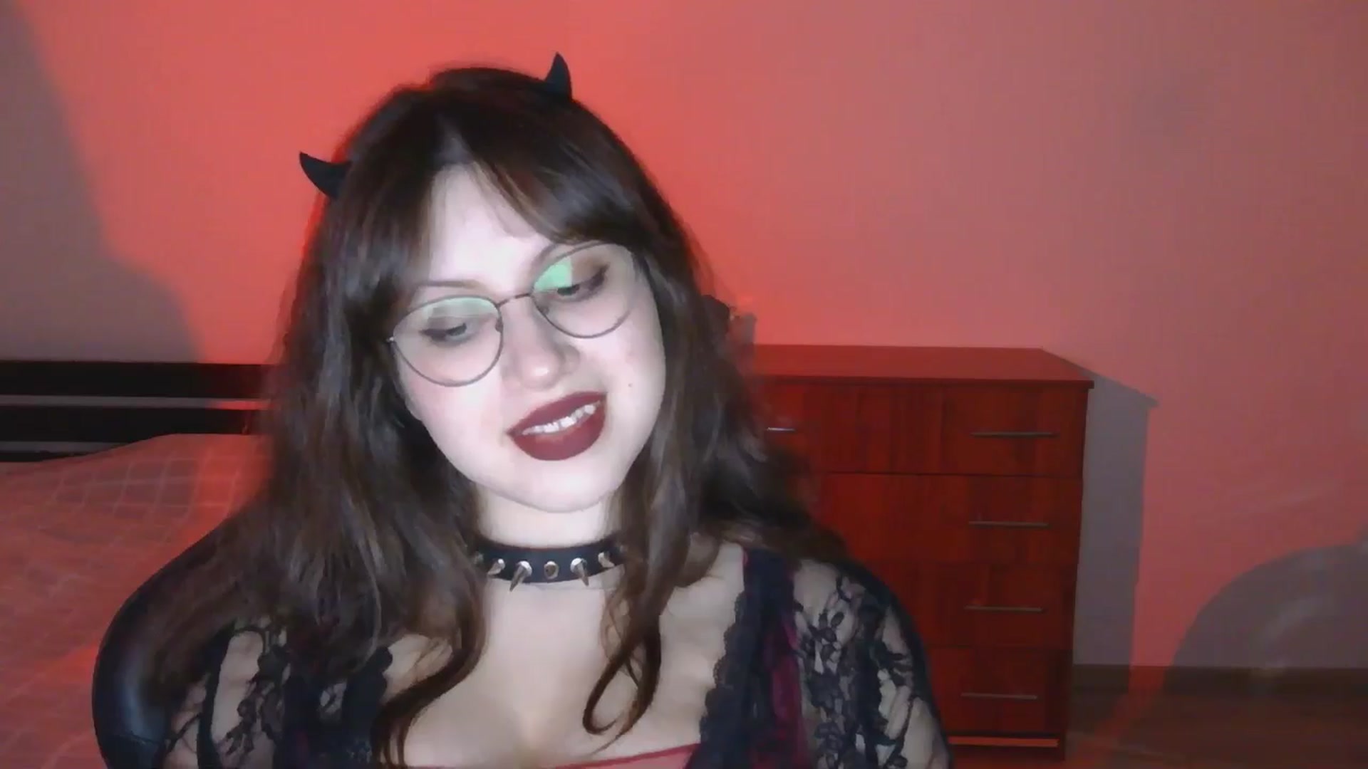 Gallery image thumbnail from NikssiKitty's myfreecams stream on, 04/22/2026, 19:08 image 13 of 20
