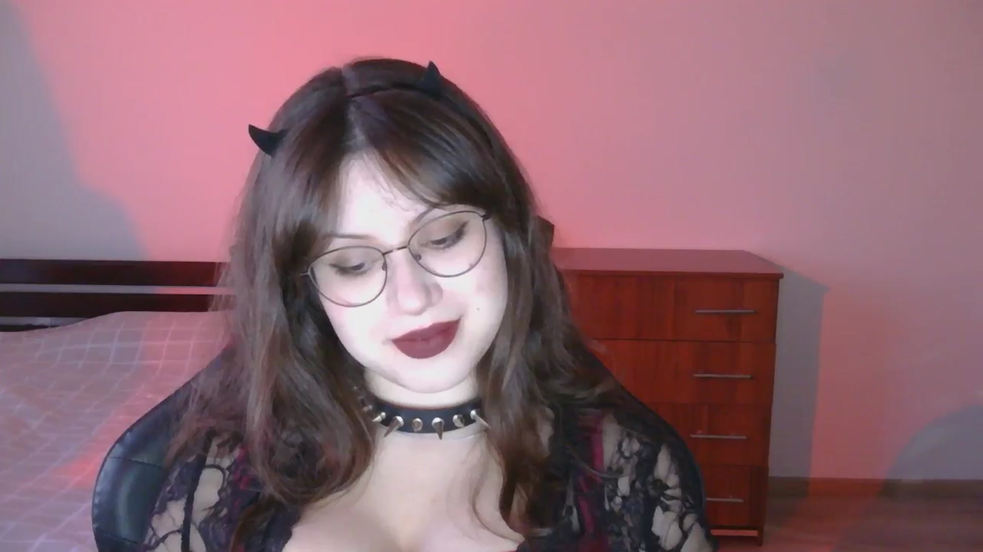 Gallery image thumbnail from NikssiKitty's myfreecams stream on, 04/22/2026, 19:08 image 3 of 20
